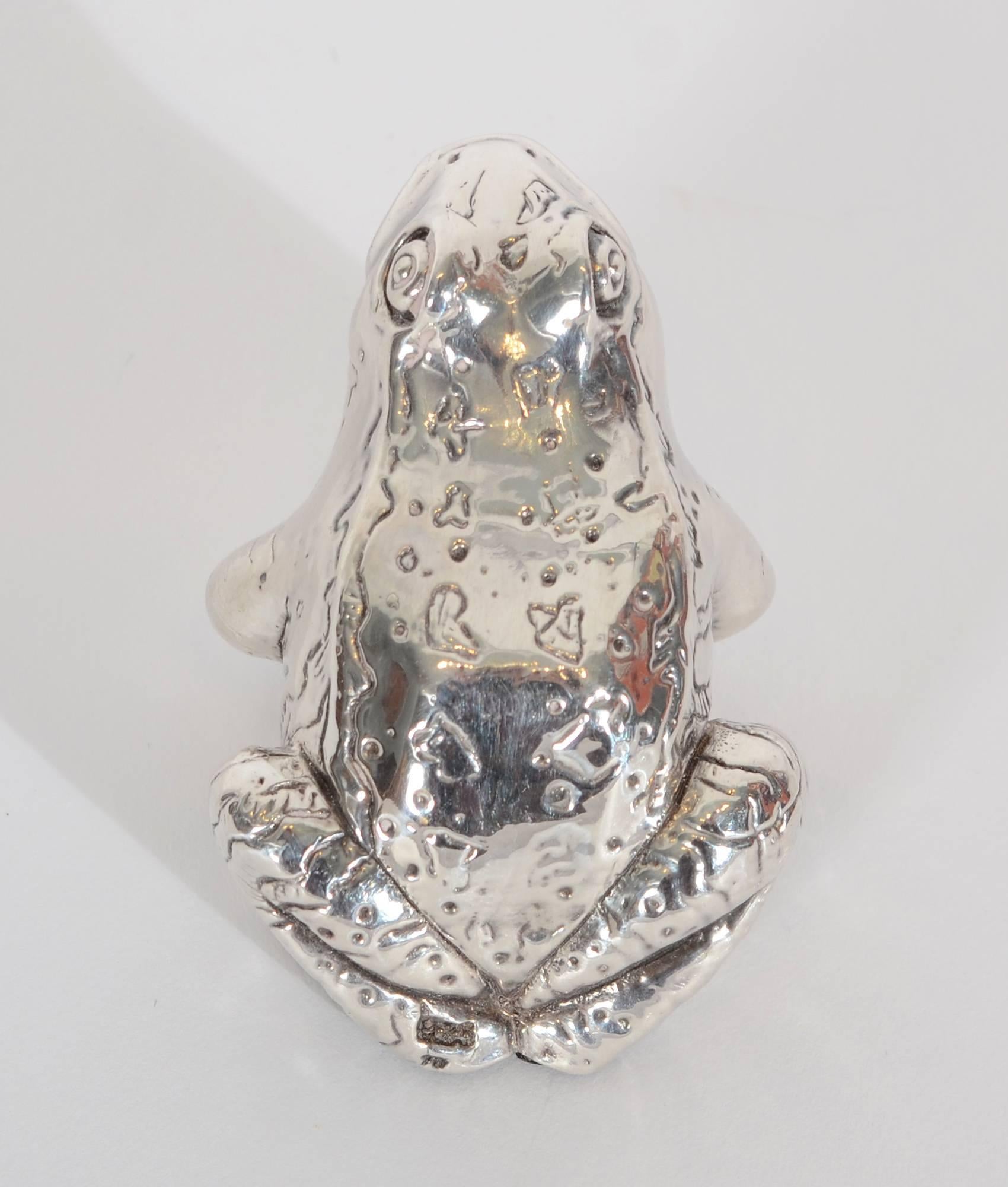 silver frog ornament