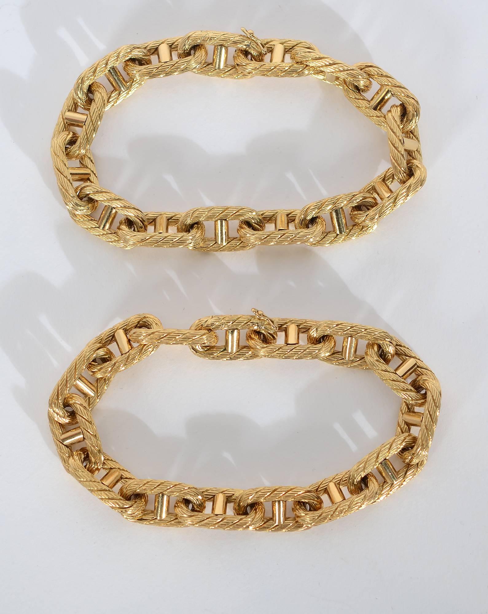 Pair Rope Gold Oval Links Bracelets In Excellent Condition In Darnestown, MD