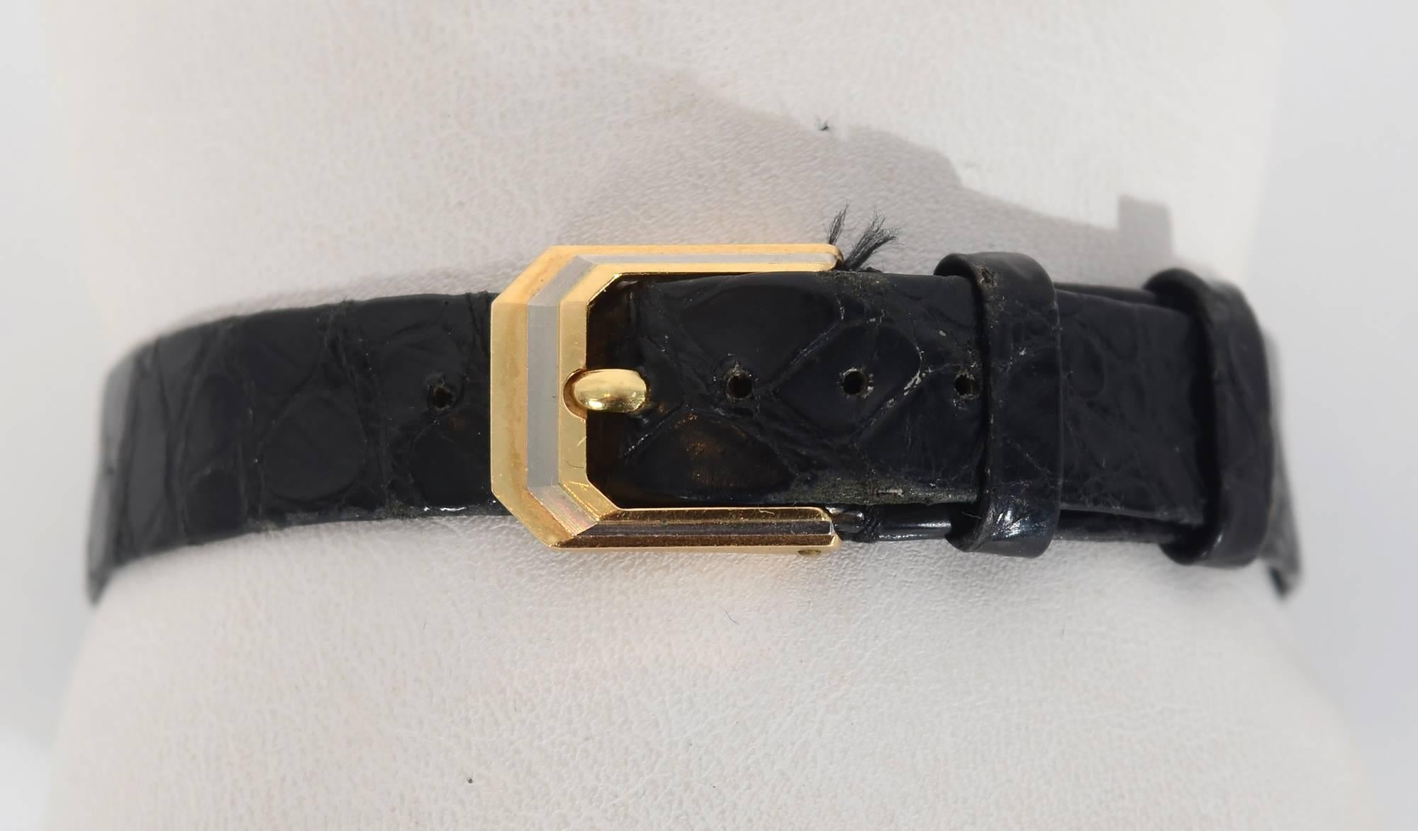 Harry Winston Montre-bracelet pour femme à quartz en or jaune et blanc en vente 1