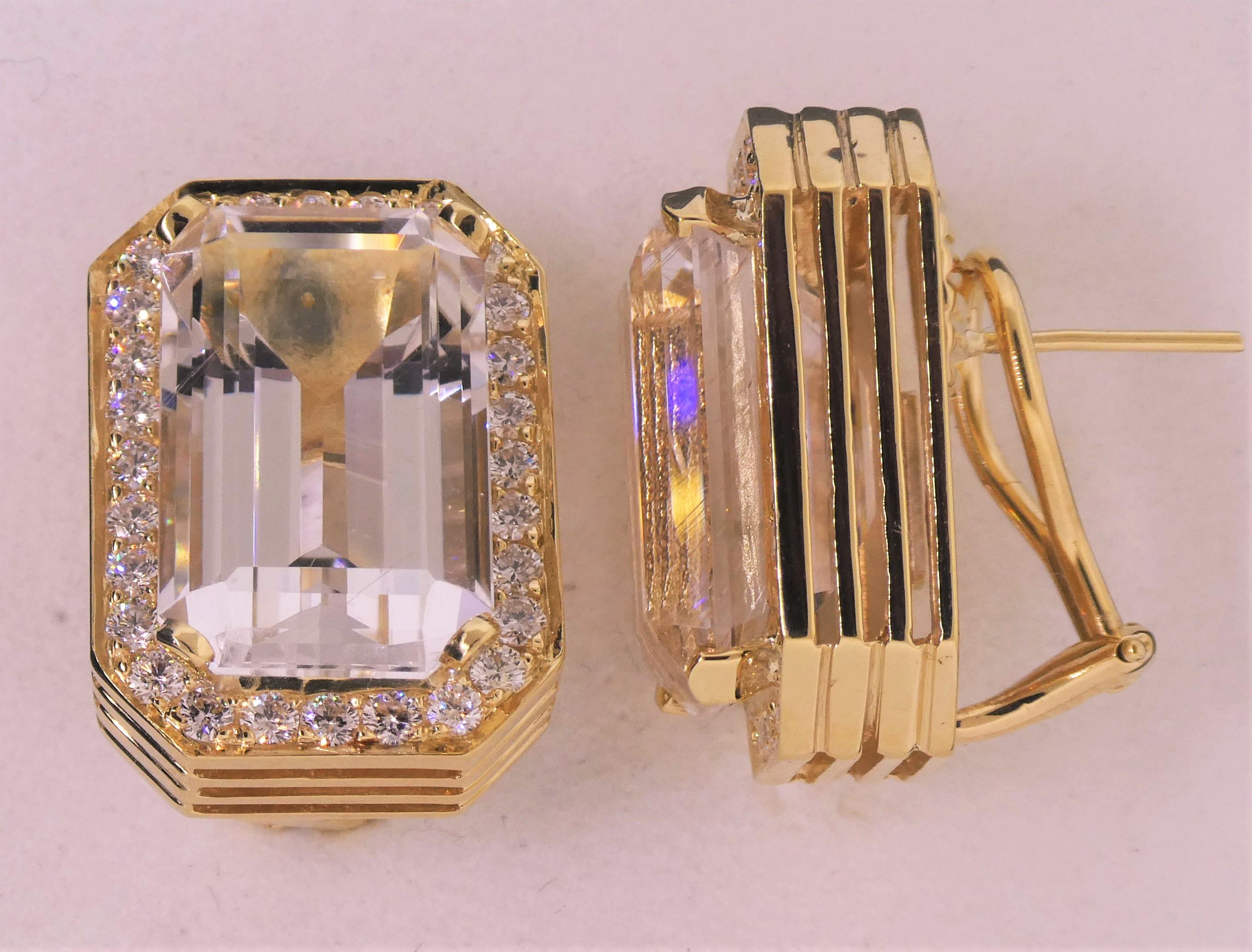 Contemporary 18 Karat Yellow Gold, Rutile Quartz 27.31 Carat and Diamond 1.91 Carat Earring For Sale
