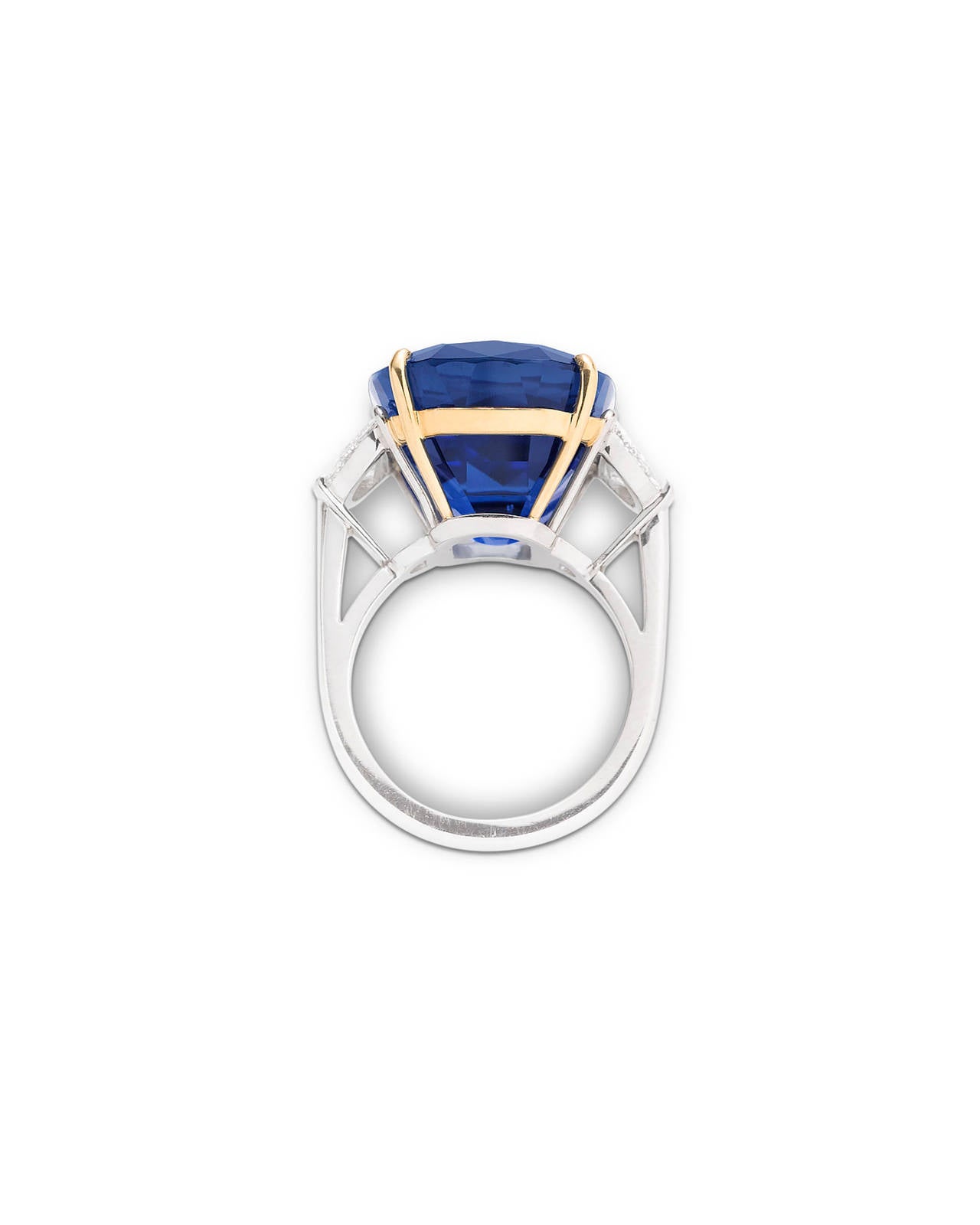 20 carat sapphire