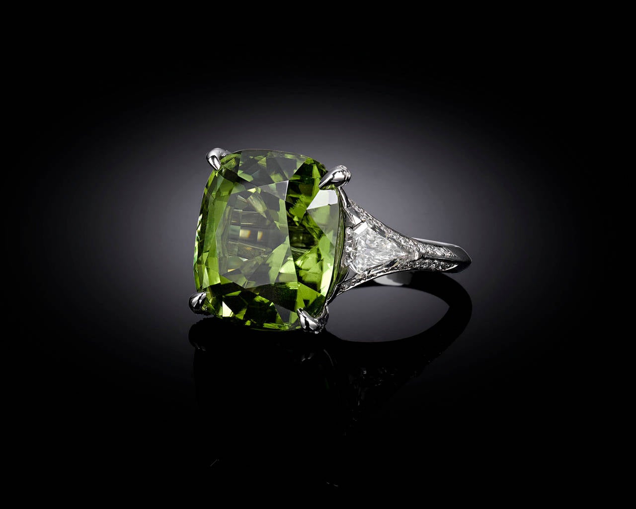 Burma 20.30 Carat Peridot Diamond Platinum Ring
