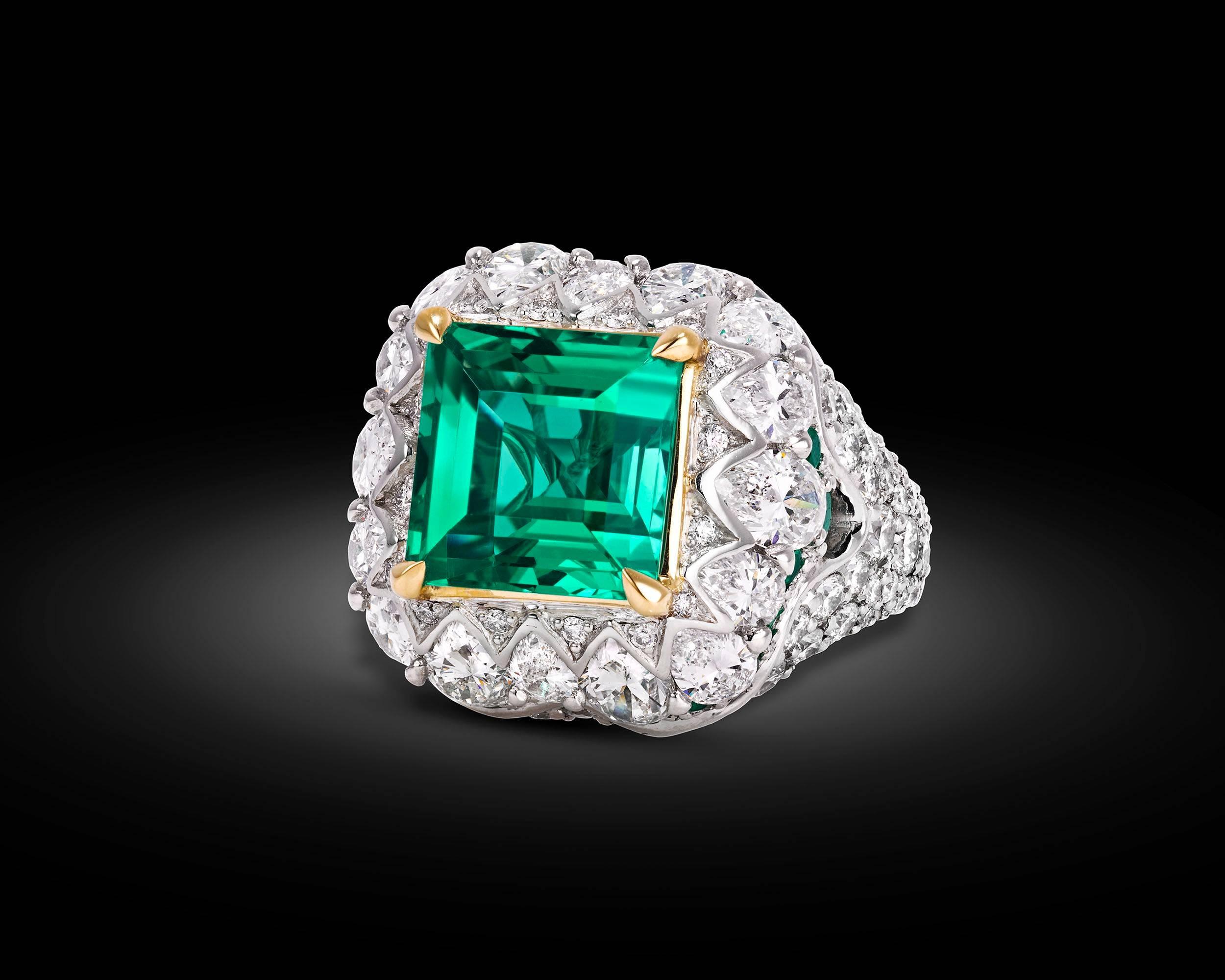 Untreated 5.66 Carat Colombian Emerald Diamond Gold Ring In Excellent Condition In New Orleans, LA