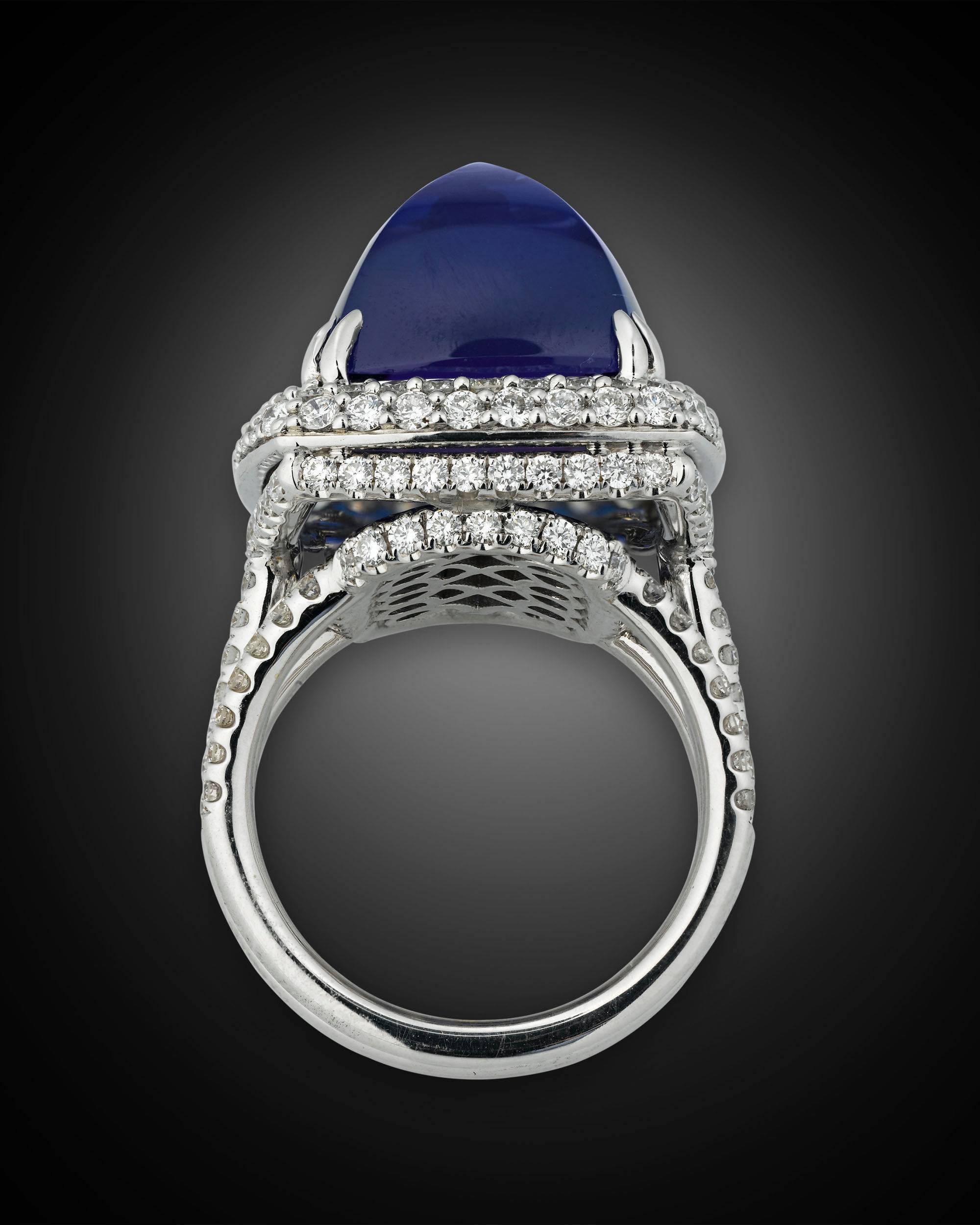 Contemporary 22.10 Carat Sugarloaf Tanzanite Diamond Platinum Ring