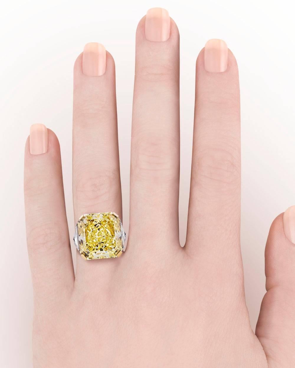 Intense Yellow Diamond Ring, 21.30 Carat In New Condition In New Orleans, LA