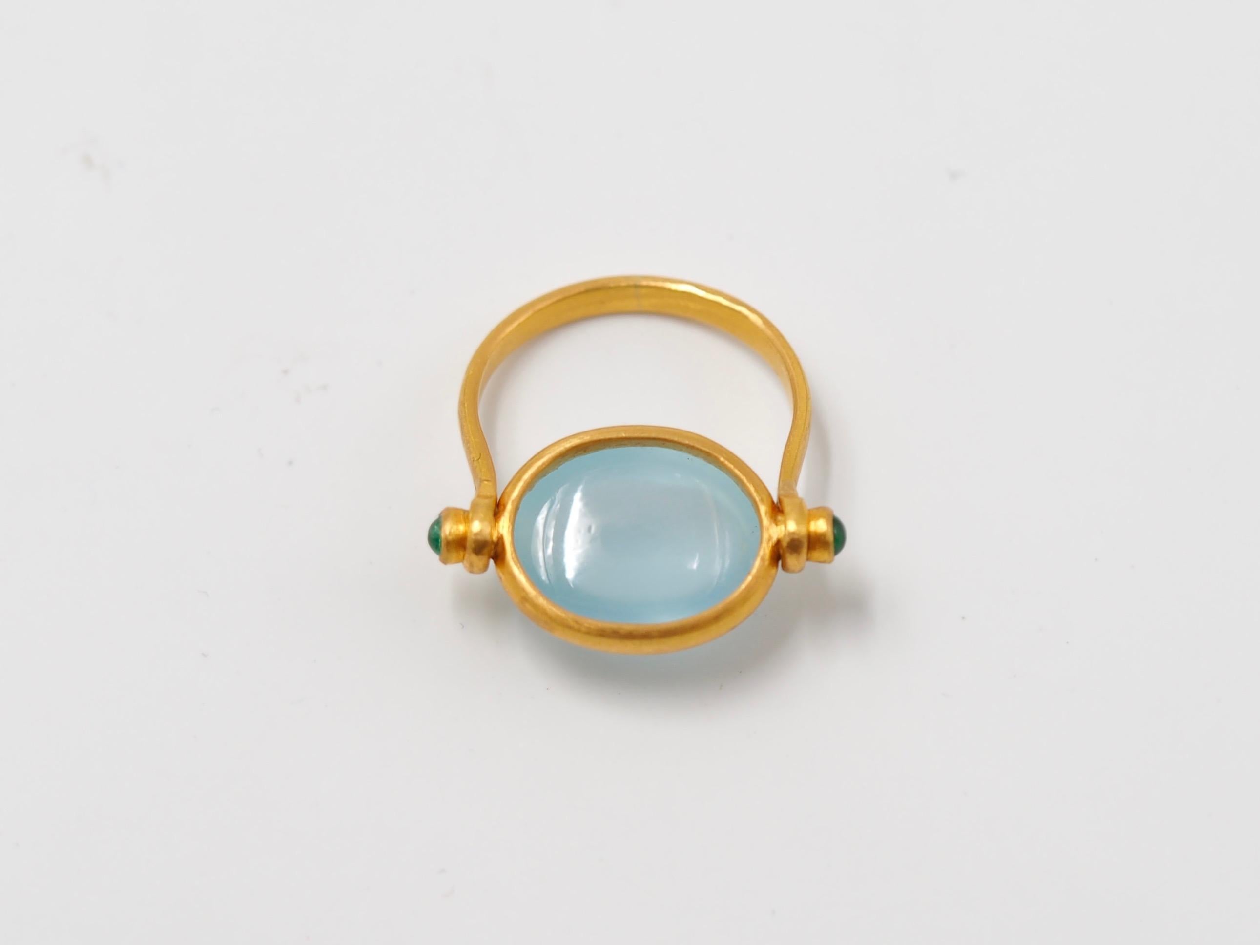 Oval Cut Scrives Aquamarine Emerald Cabochon 22 Karat Gold Turning Ring