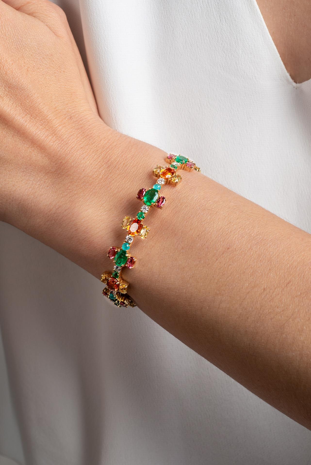 Nikos Koulis 18 Karat Yellow Gold Emerald Orange Sapphire Tourmaline Bracelet In New Condition For Sale In Athens, Attic