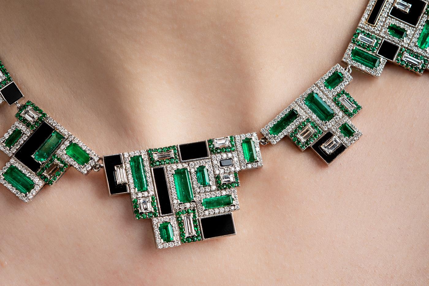 Art Deco Nikos Koulis 18 Karat White Gold White Diamond Emerald and Black Enamel Necklace For Sale