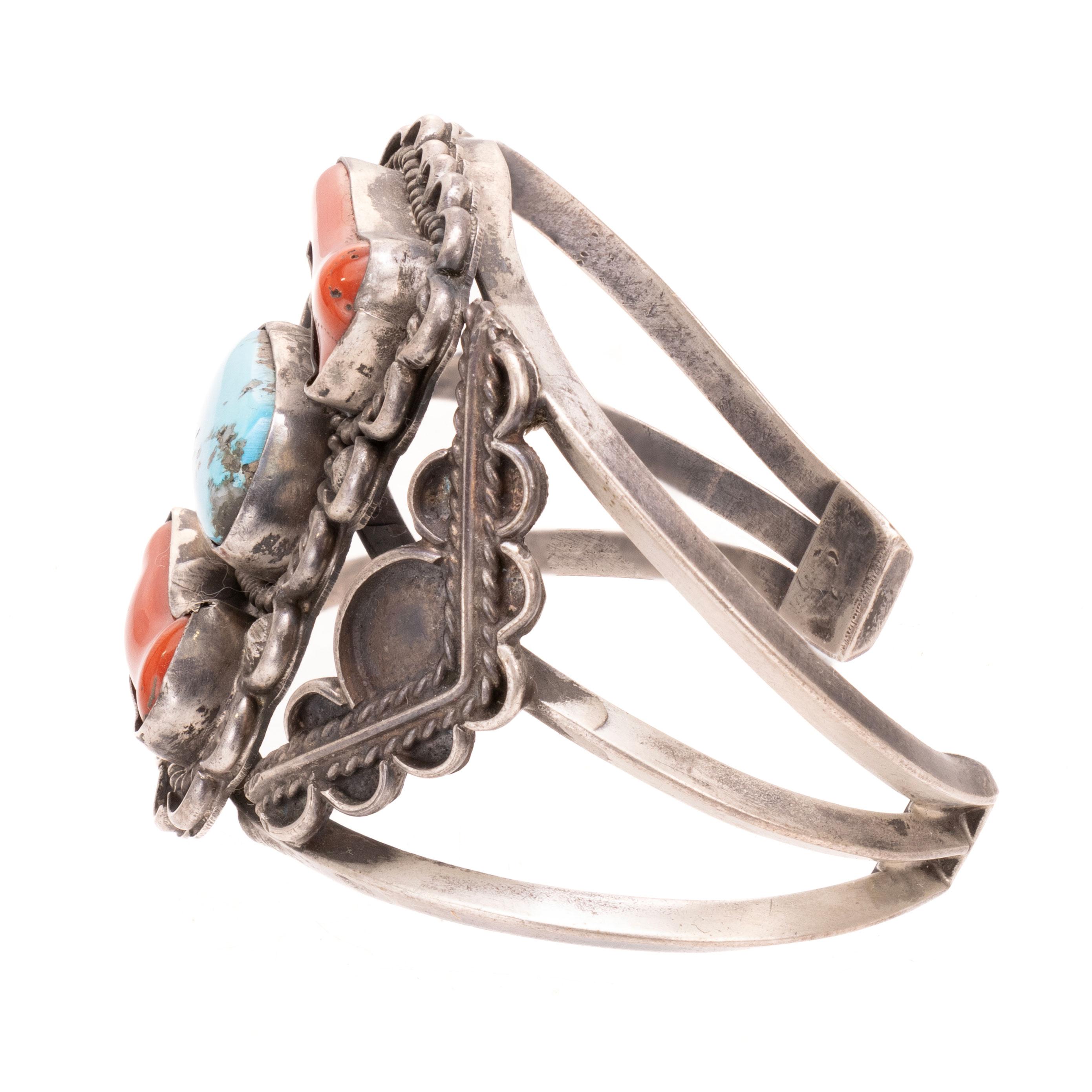 Taglio vecchia miniera Bracciale di corallo e turchese Navajo in vendita