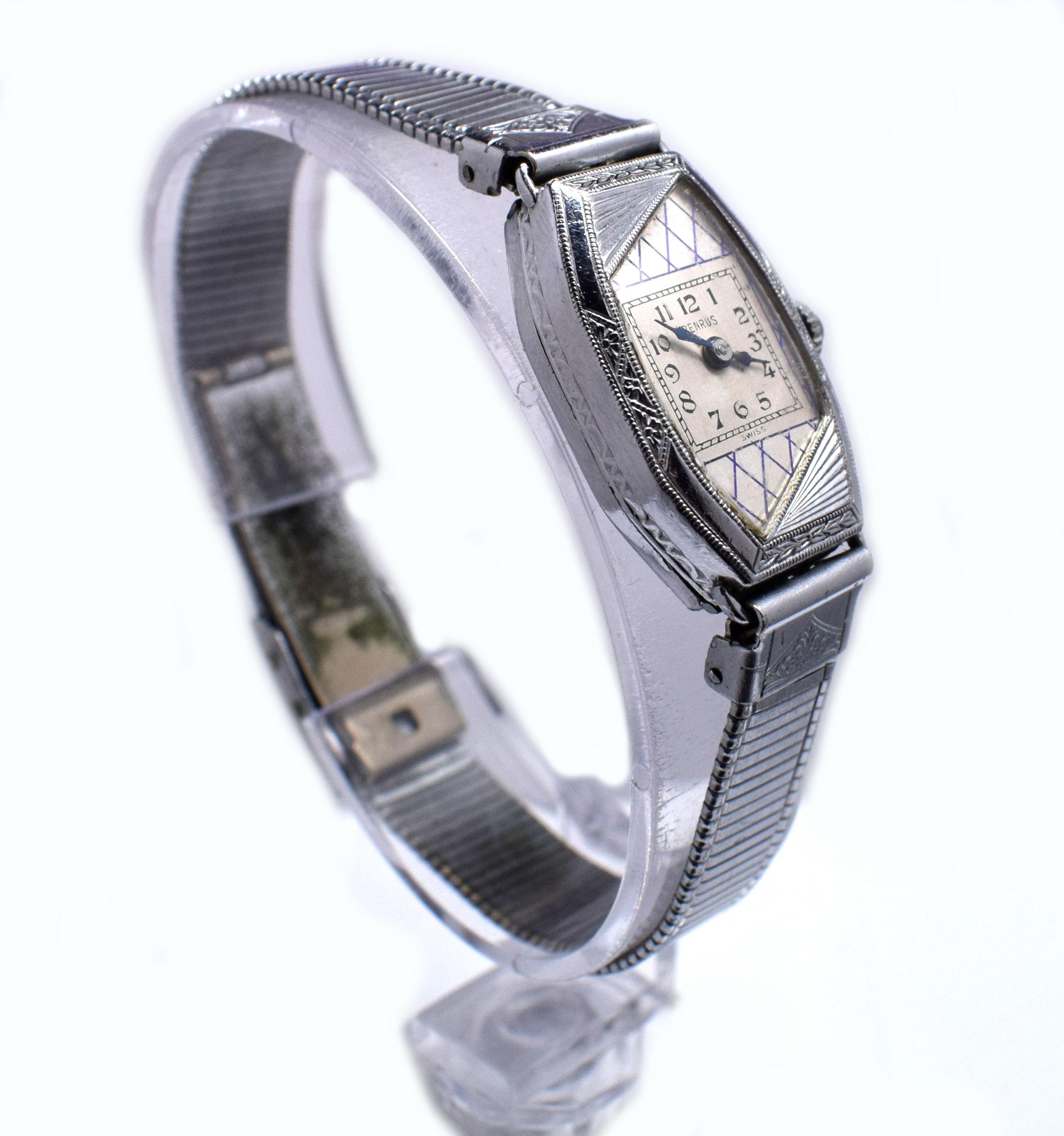 Wonderful Art Deco enamel two tone ladies watch with a mesh band made by BENRUS, a Swiss manual wind movement. This is a fine classic caliber, running well on 15 jewels. The movement is working well & keeping good time having been recently serviced.