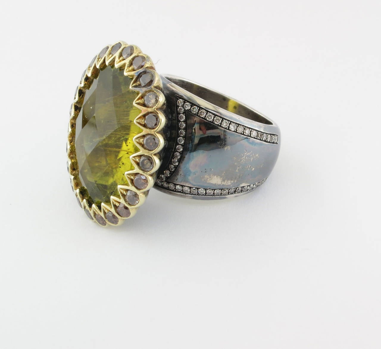 Lime Green Tourmaline Cognac Diamond Gold Ring In New Condition For Sale In Carmel by the Sea, CA