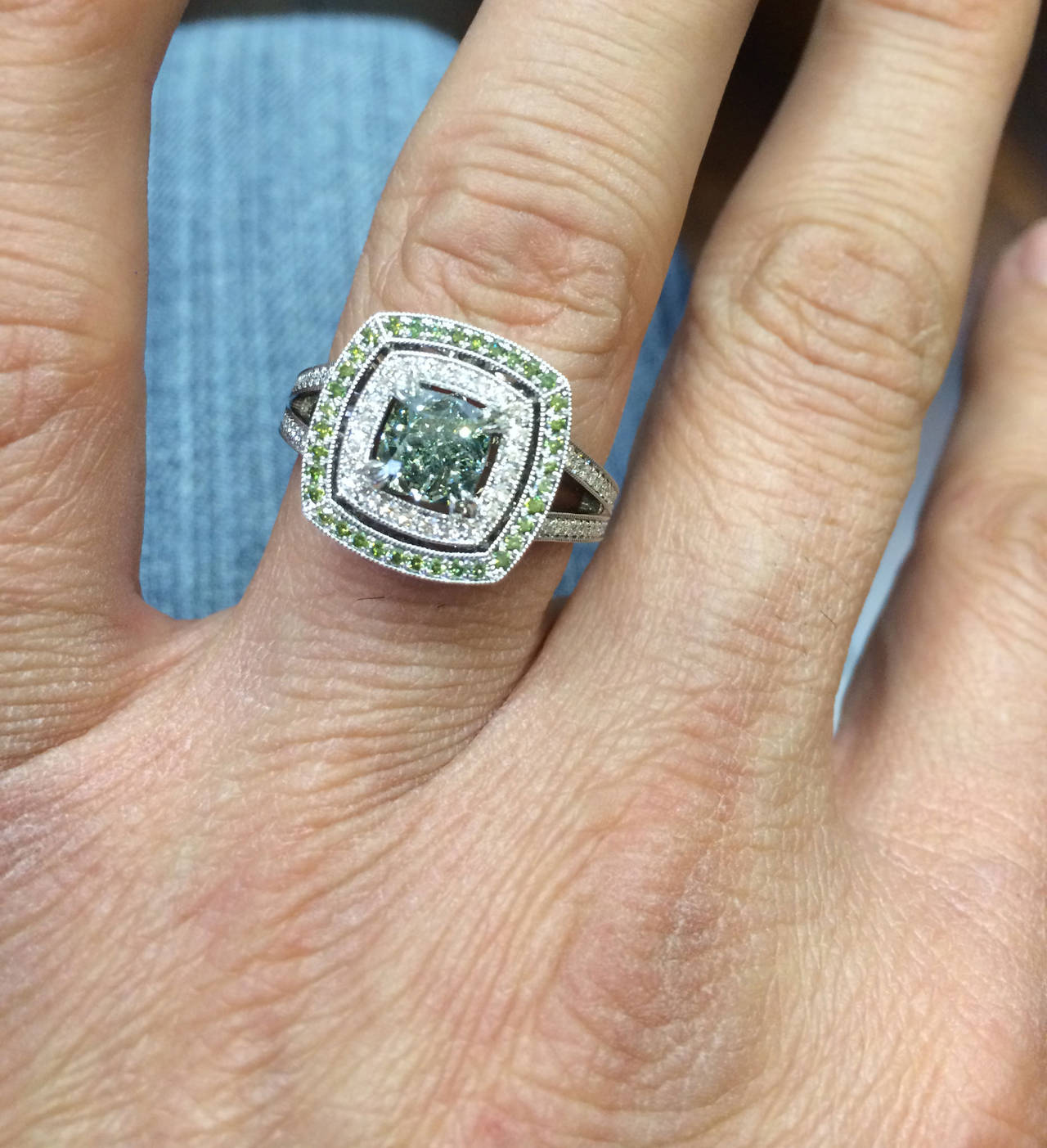 Natural Fancy Intense GIA Cert 1.50 Carat Rare Green Diamond Platinum Ring In New Condition For Sale In Carmel by the Sea, CA
