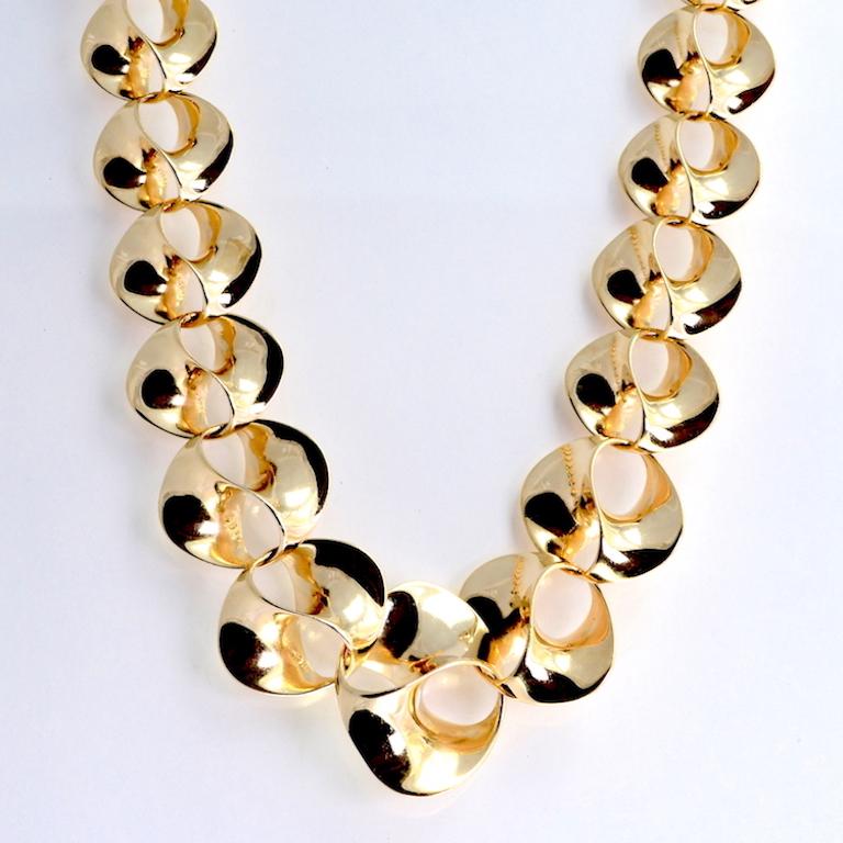 Modern Swirl Necklace Yellow Gold 14 Karat 50.40 Grams