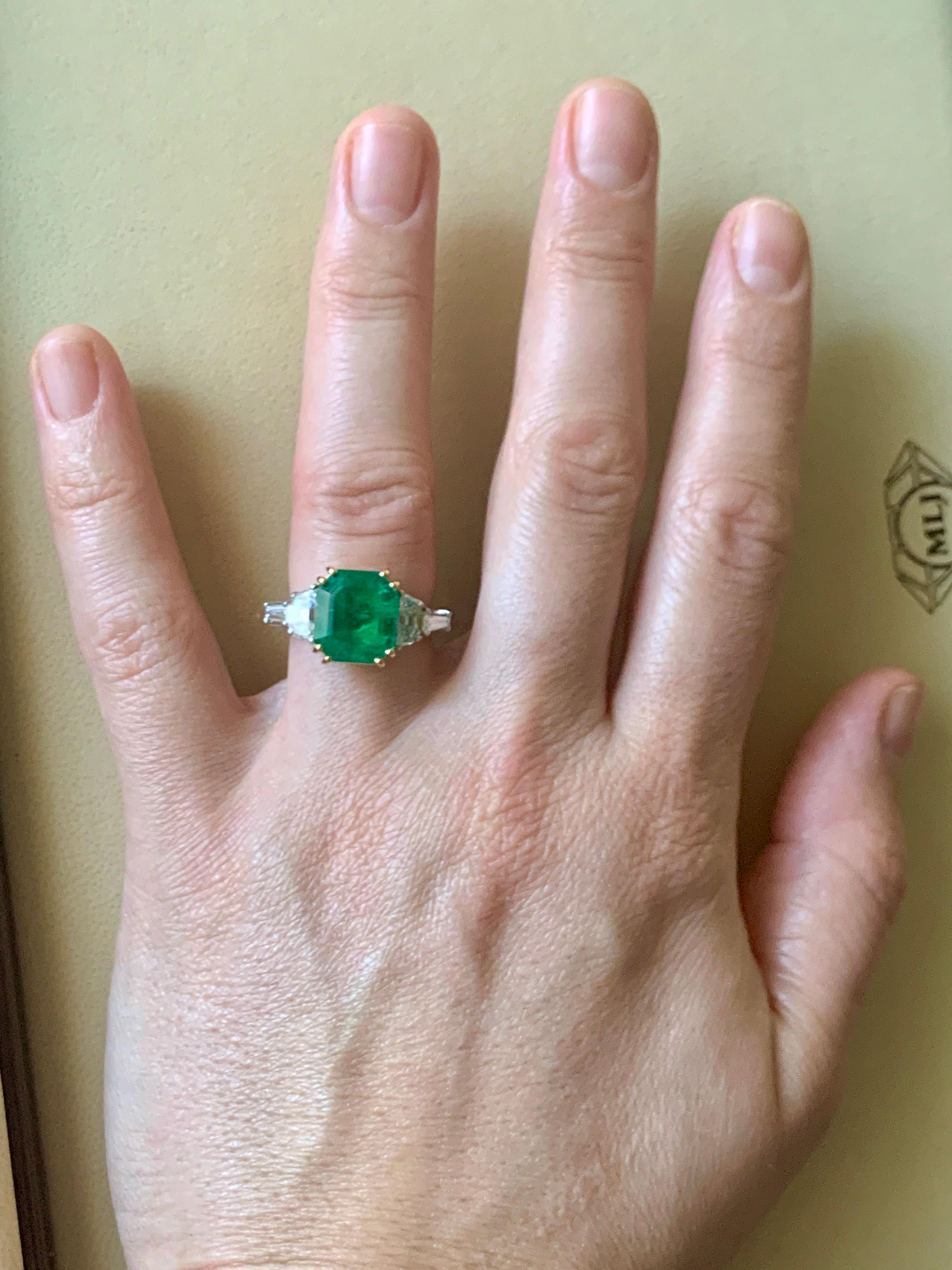 AGL Certified Minor 5.29 Ct Emerald Cut Colombian Emerald Diamond Platinum Ring For Sale 4