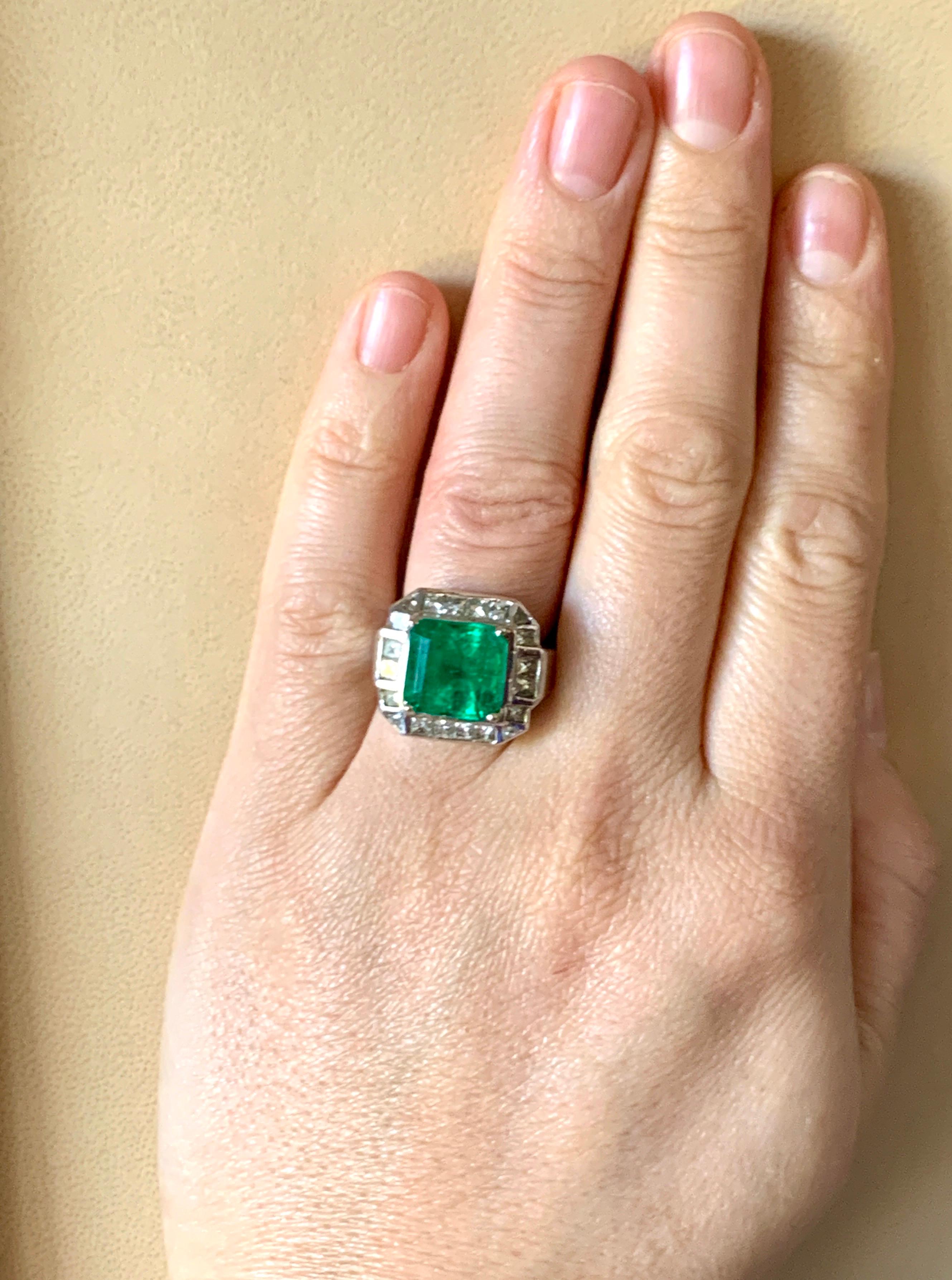 AGL Certified  Minor 9 Carat Emerald Cut Colombian Emerald and Diamond Ring  4