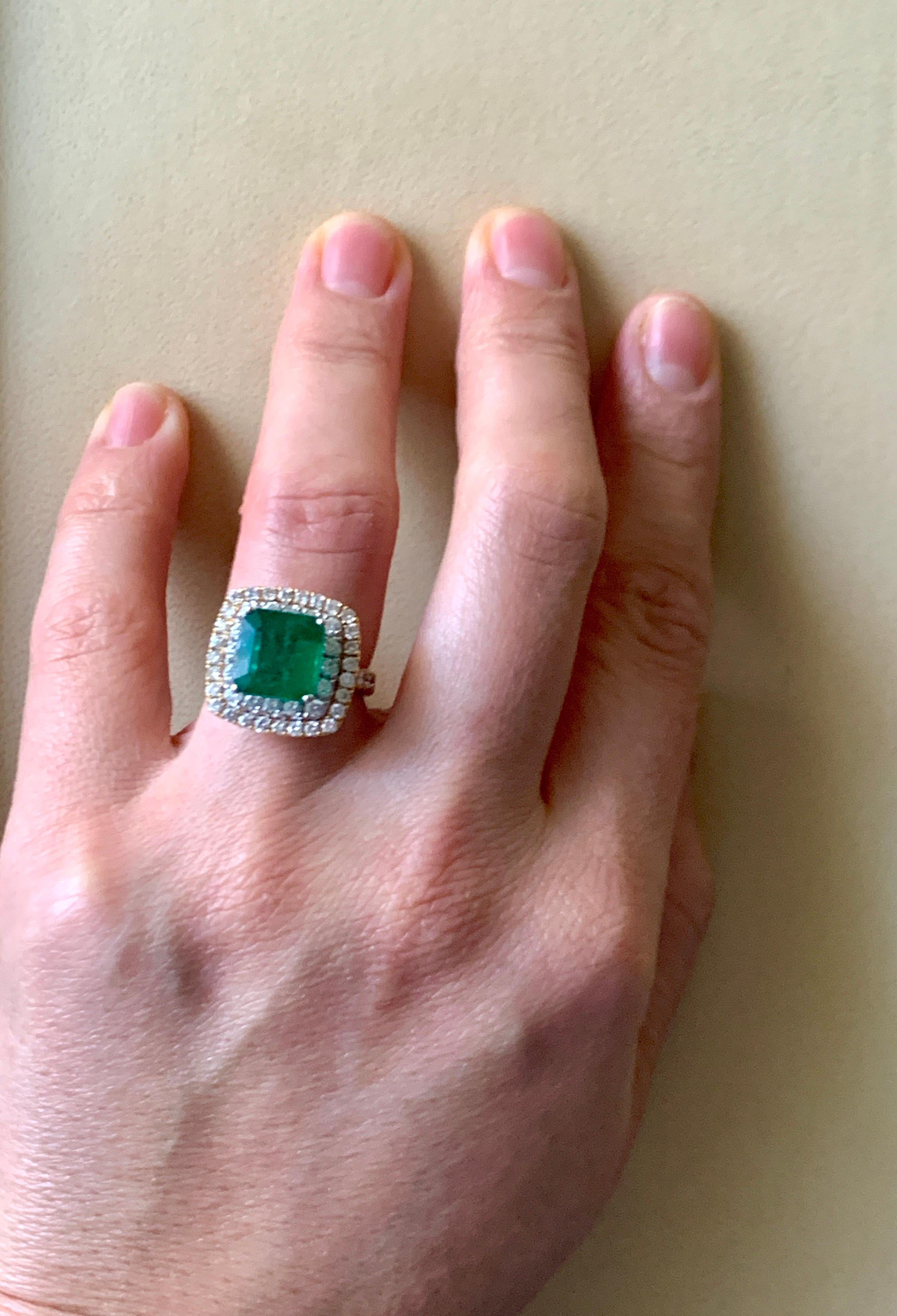 4.5 Carat Emerald Cut Colombian Emerald and Diamond Two-Tone 18 Karat Gold Ring 7