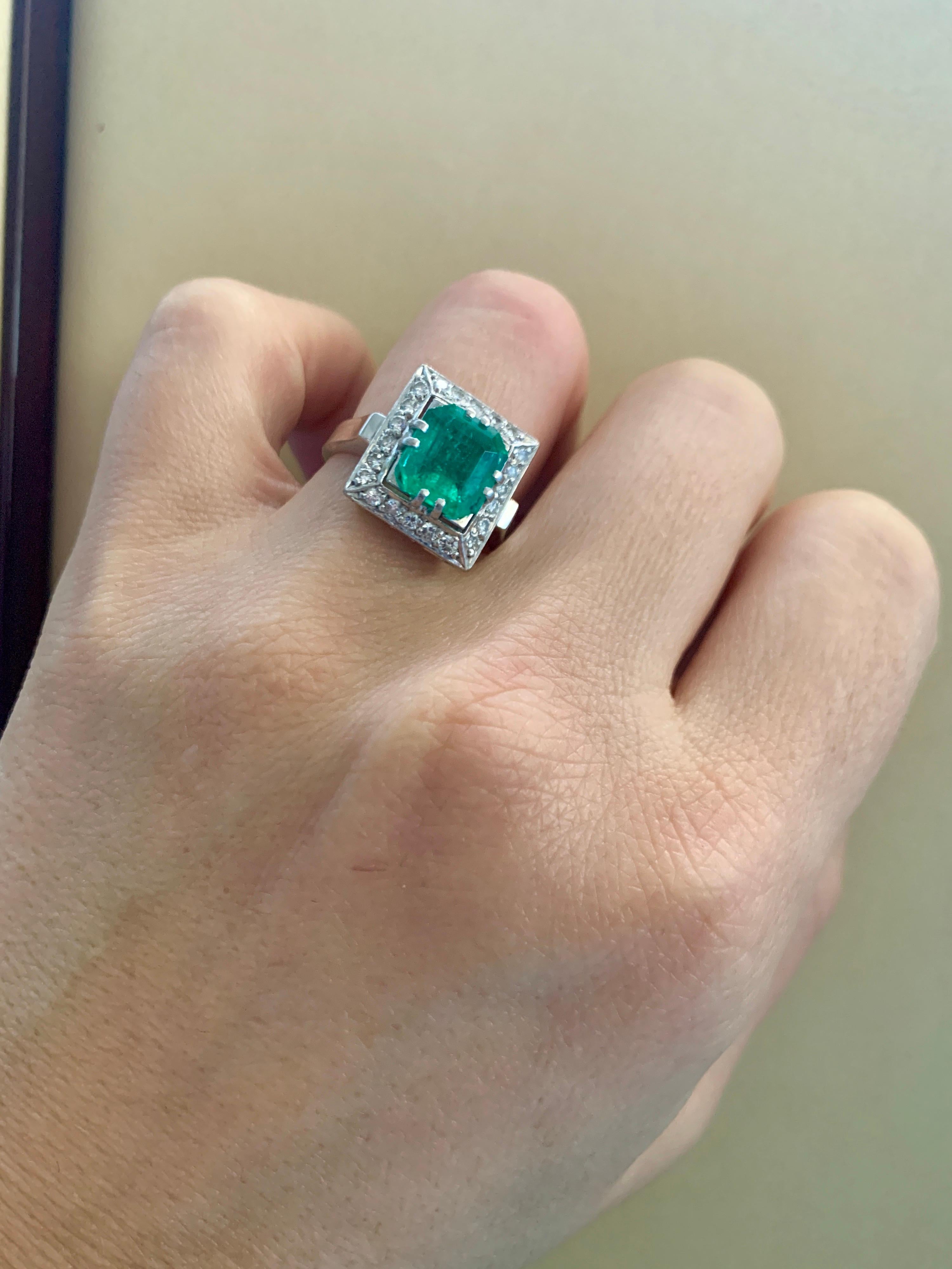 Women's 3 Carat Emerald Cut Colombian Emerald and Diamond 18 Karat Gold Ring Estate