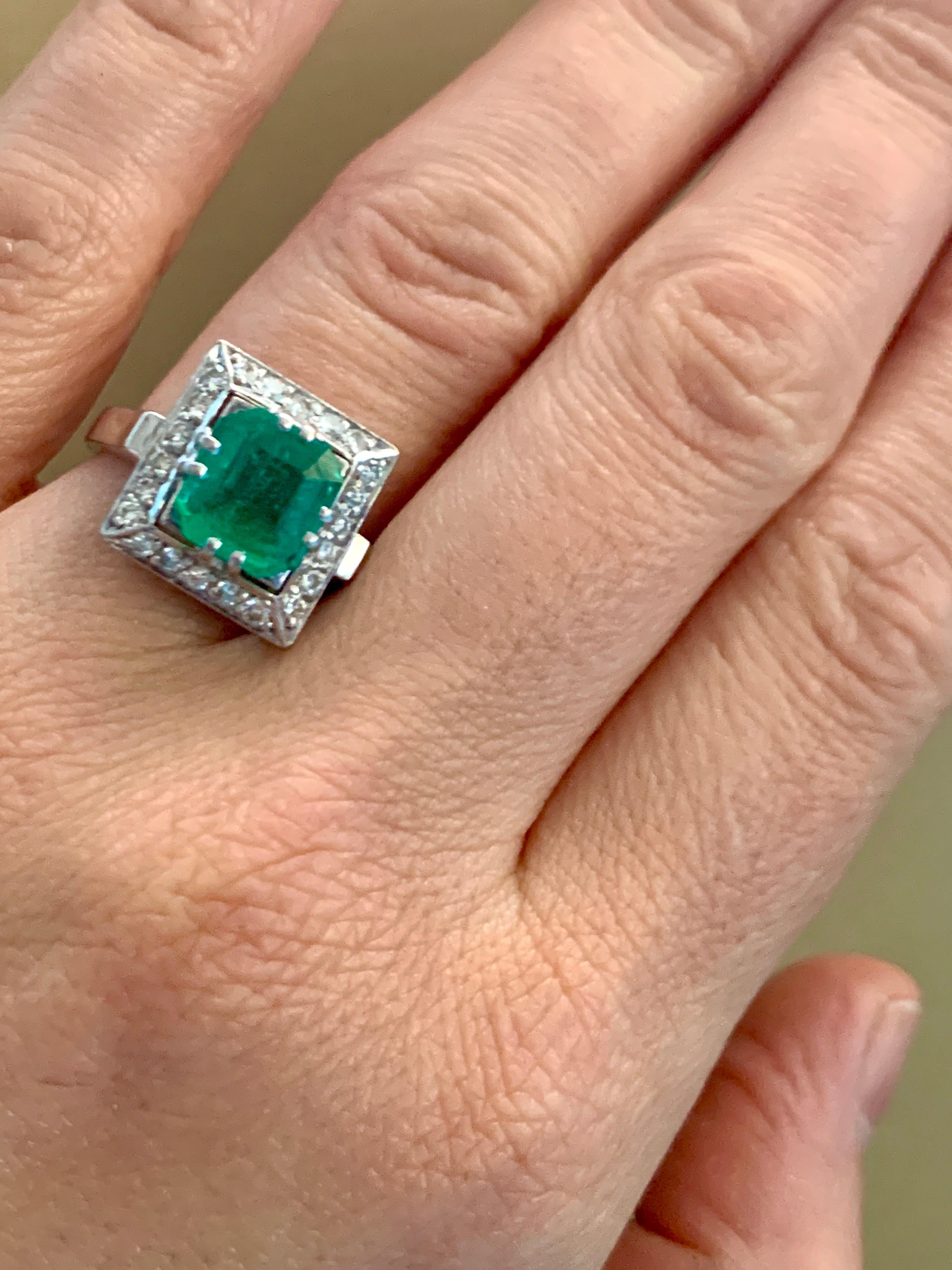 3 Carat Emerald Cut Colombian Emerald and Diamond 18 Karat Gold Ring Estate 2