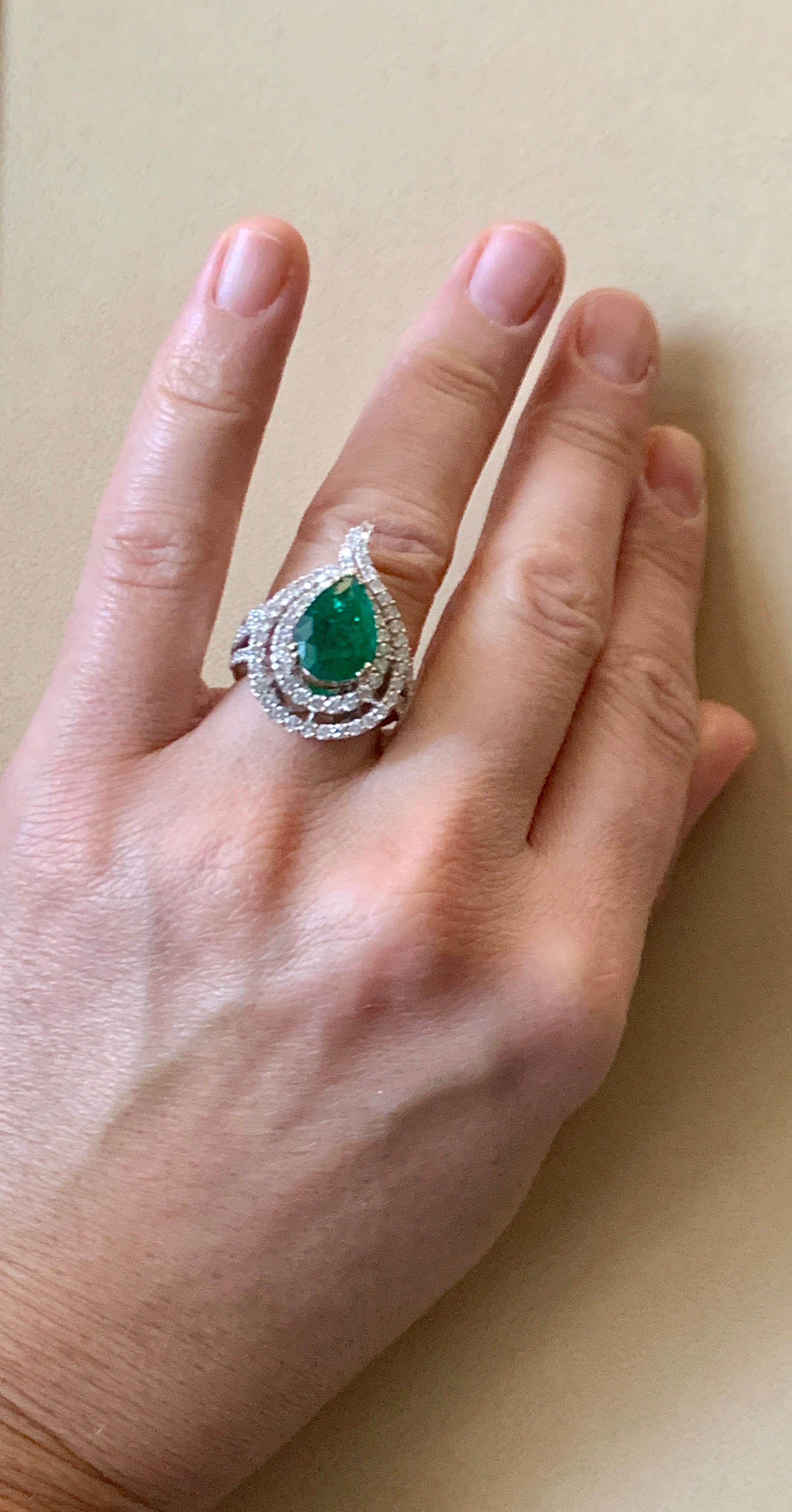 3.93 Carat Pear Colombian Emerald and Diamond 18 Karat White Gold Ring Estate For Sale 4