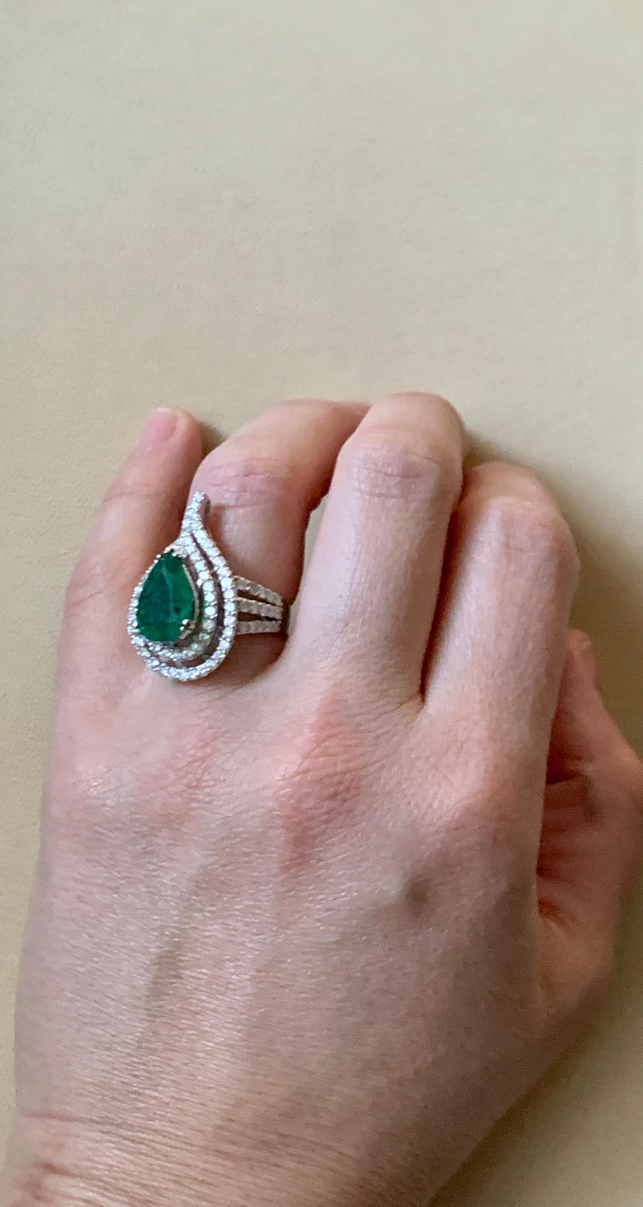3.93 Carat Pear Colombian Emerald and Diamond 18 Karat White Gold Ring Estate For Sale 5