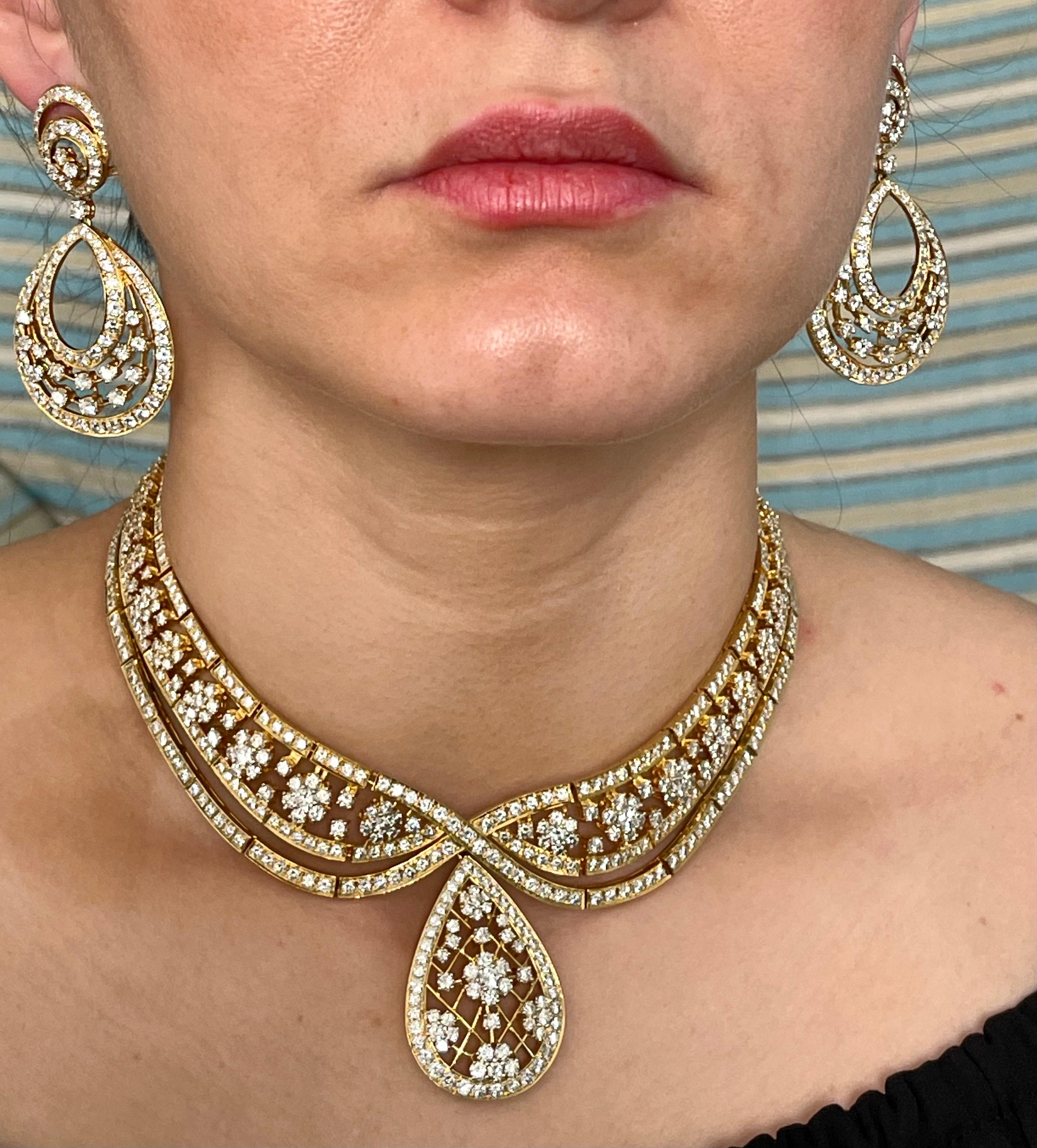 37 Carat Diamond Necklace and Earrings 185 Grams 18 Karat Gold Bridal Suite 6