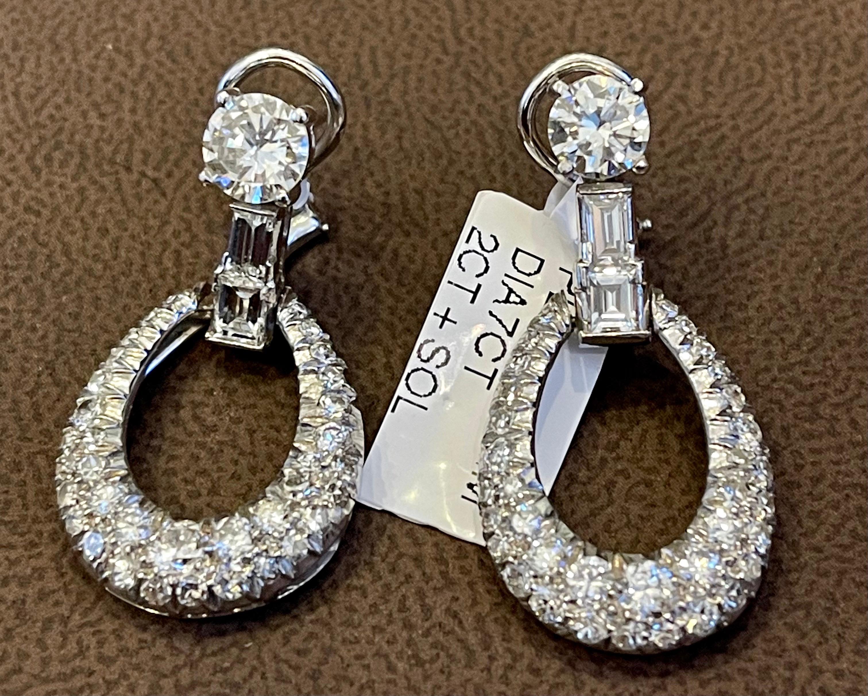 1950s 7 Ct Diamond Drop Cocktail Earrings Platinum with 2 Ct Solitaire Diamond For Sale 4