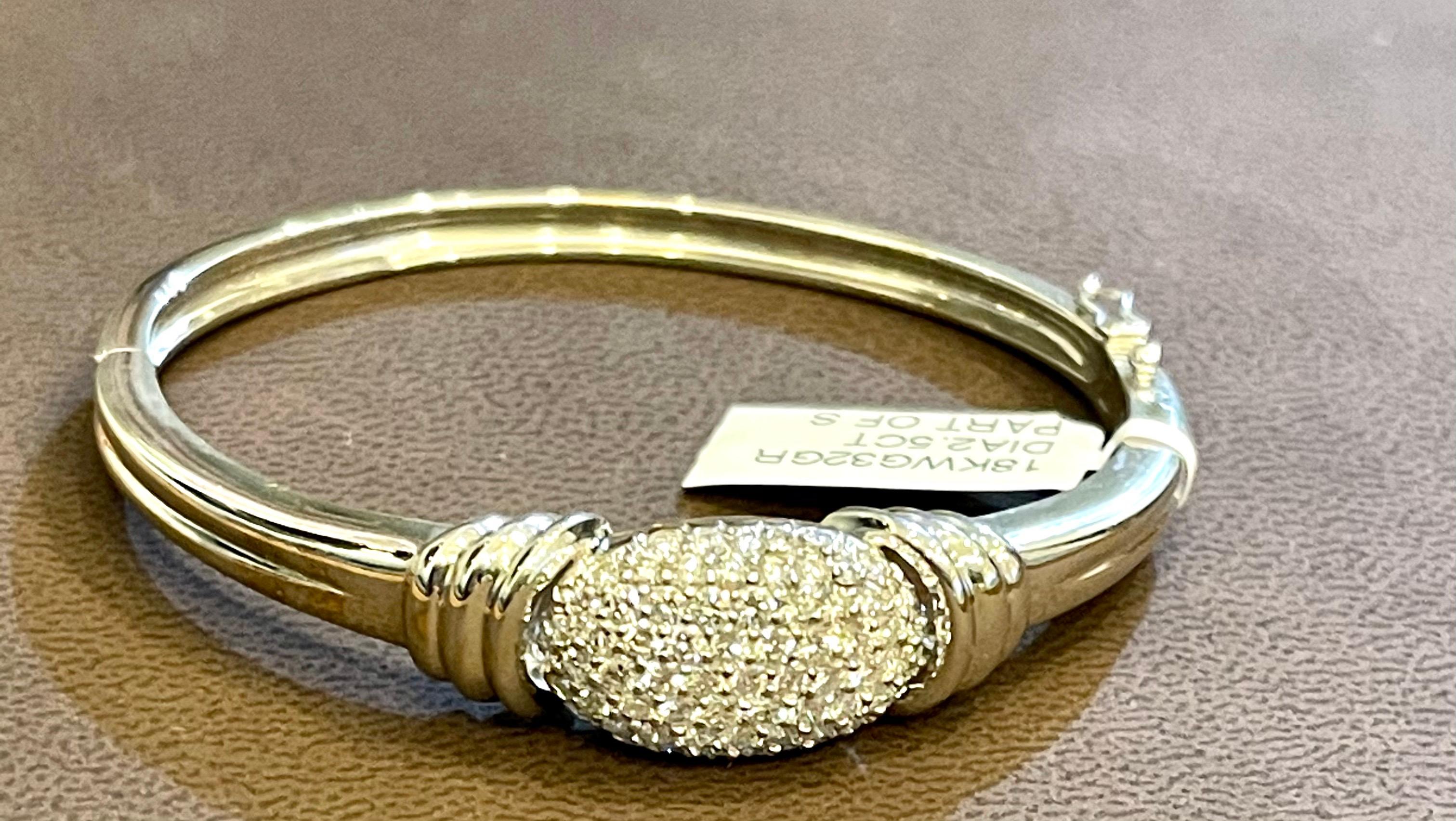 2.5 Carat Diamond Bangle /Bracelet in 18 Karat White Gold 32 Grams For Sale 5