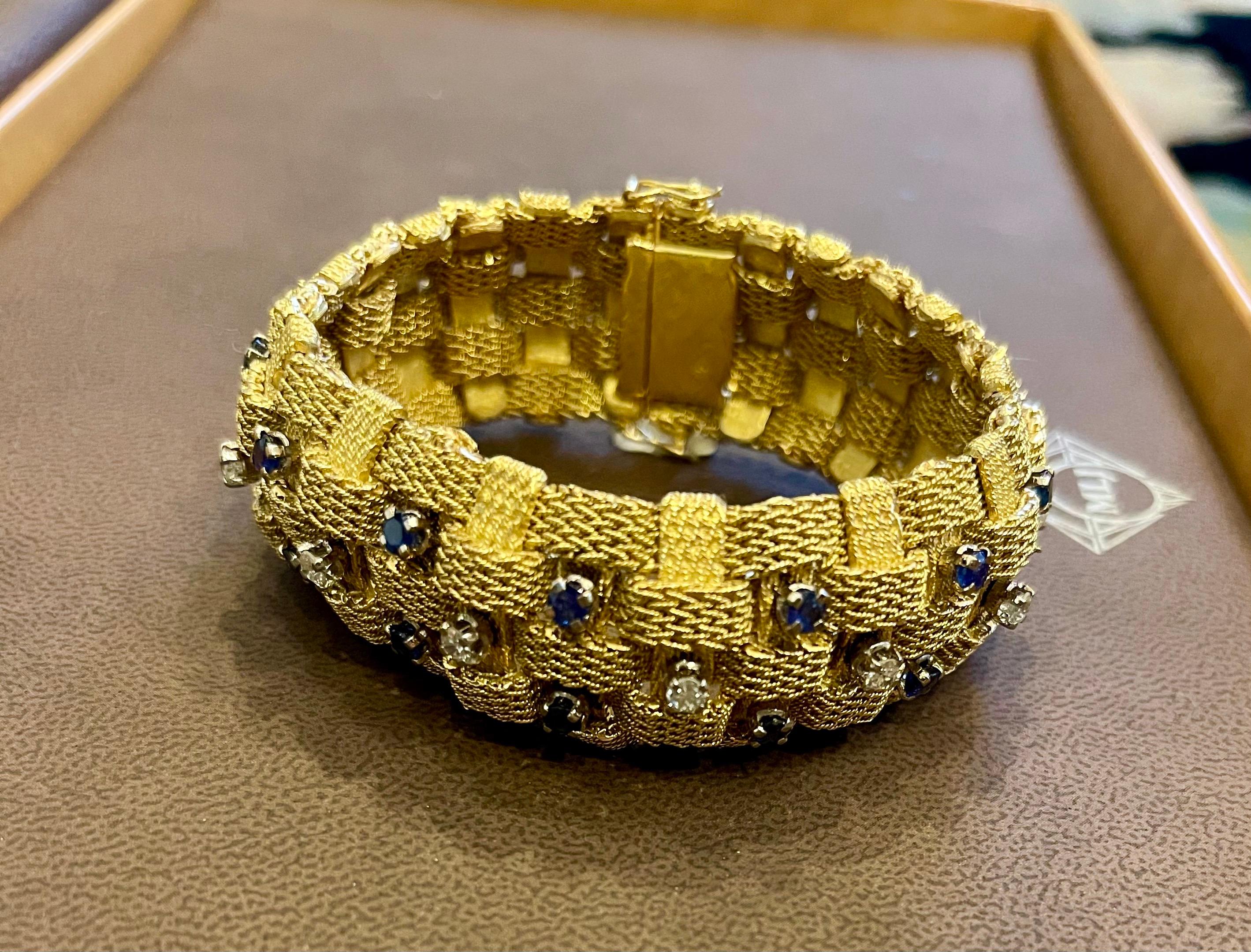 3 Carat Sapphire and 2 Carat Diamond Bracelet in 18 Karat Yellow Gold 116 Gm For Sale 13