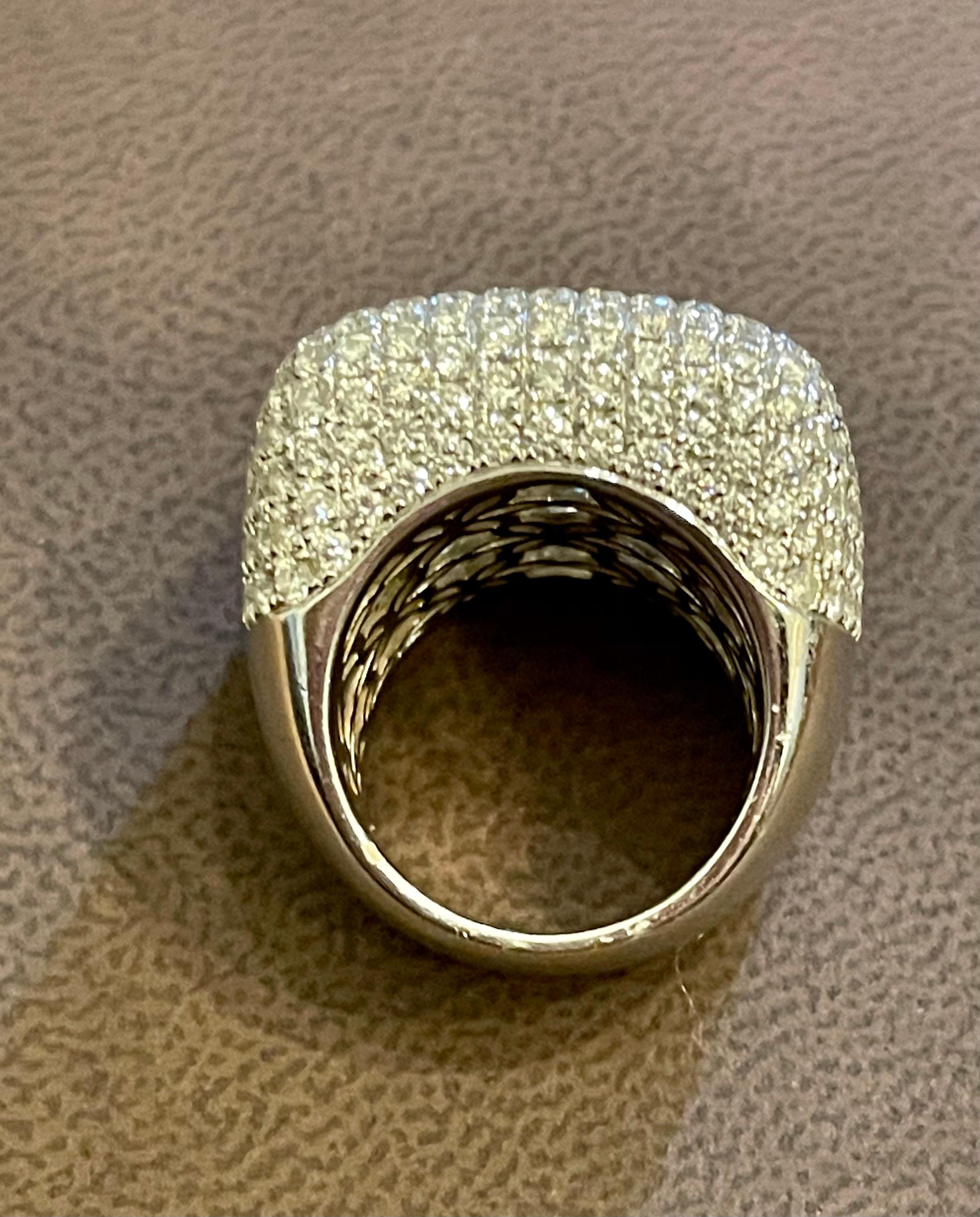 9 Carat Pave Diamonds VS Quality E Color  Cocktail 18 Kt White Gold Ring Estate For Sale 2