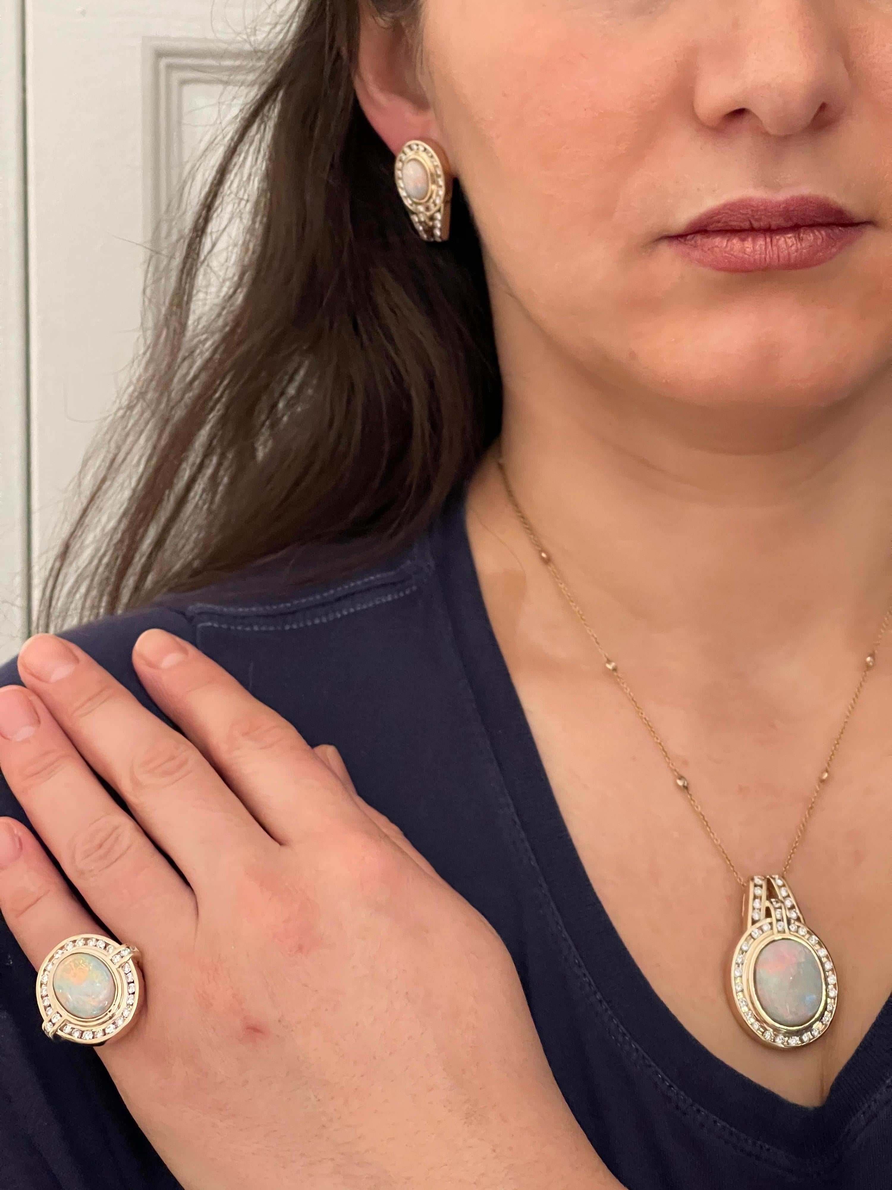 18 Carat Australian Opal and 4.57 Carat Diamond Pendant/Necklace/Ring 14K Gold 9