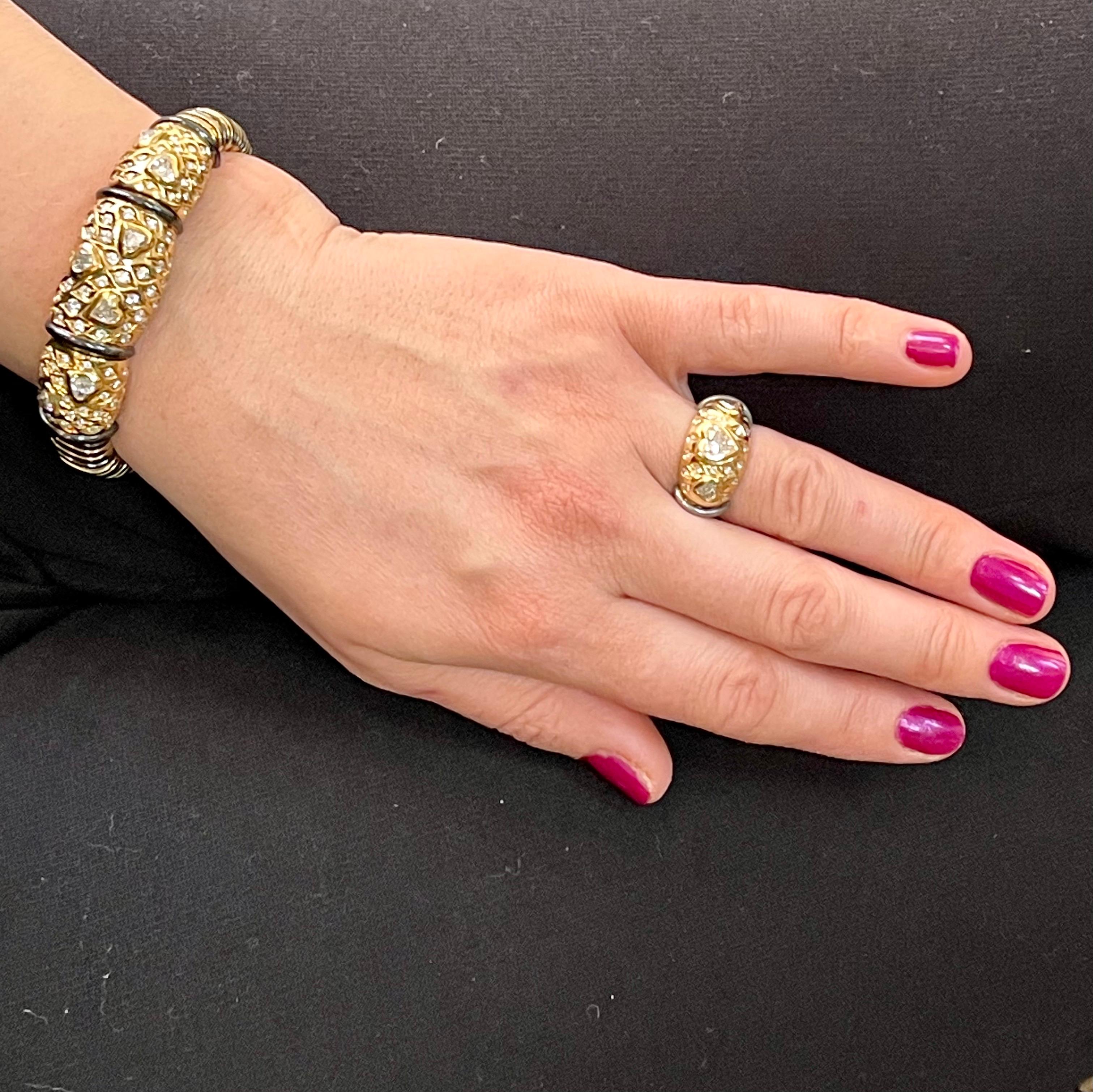 Leporttie Diamond Bangle Ring Earring Three-Piece Set in 18 Karat Yellow Gold For Sale 11