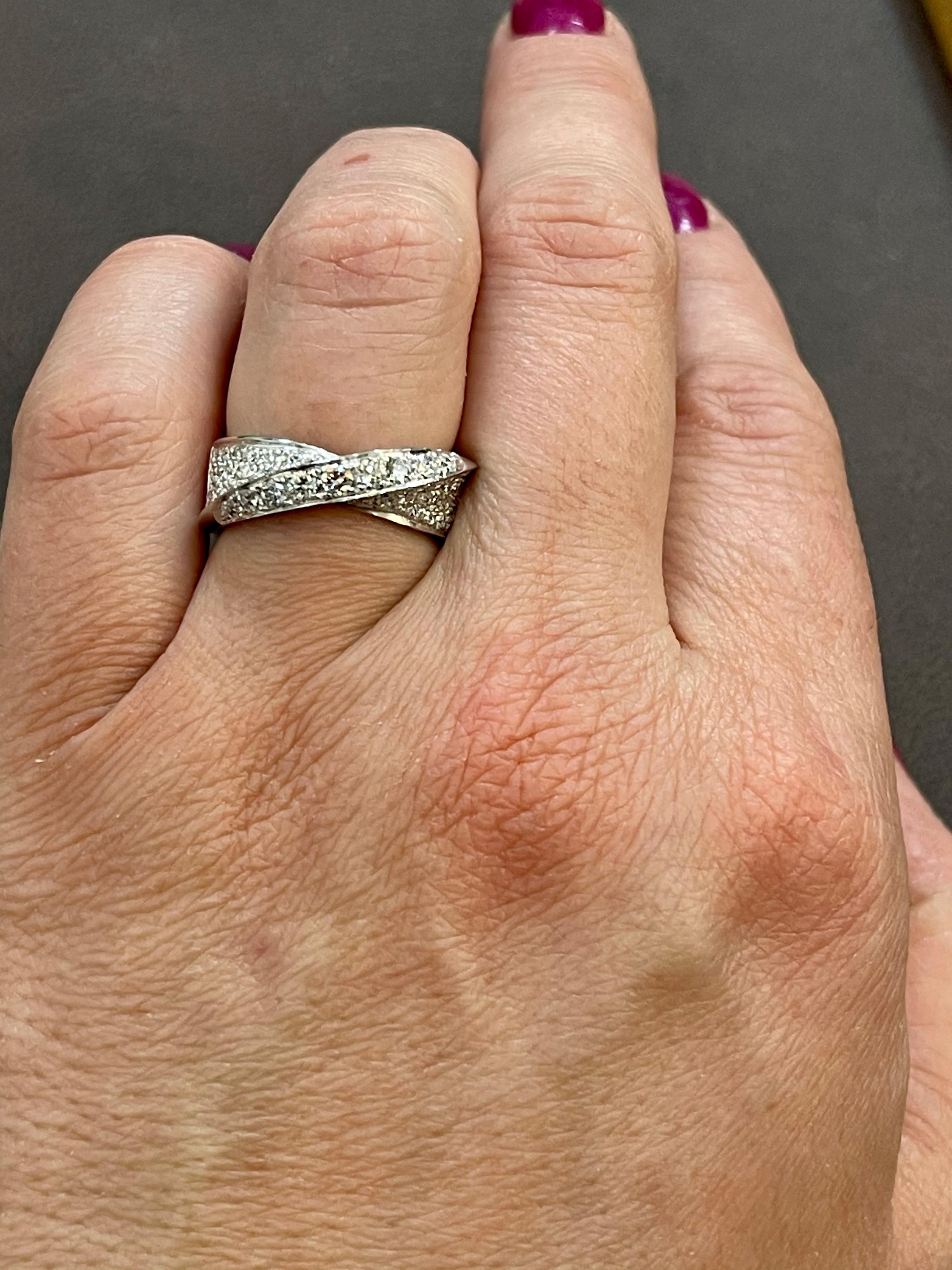 0.75 Carat Diamond Engagement Band 18 Karat Gold Ring by Designer Salvini For Sale 5