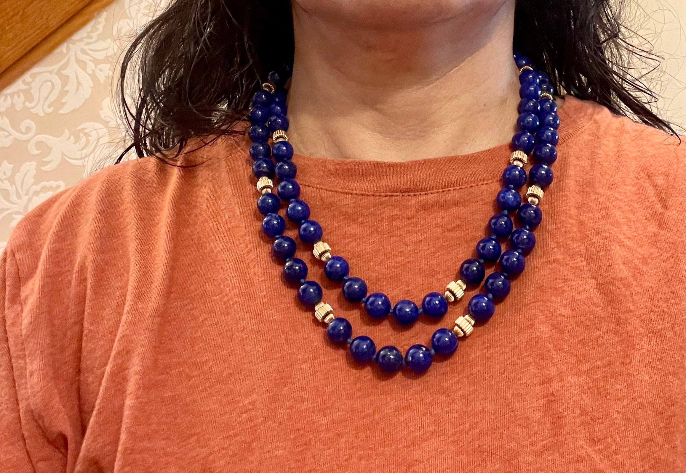 Vintage Lapis Lazuli einzelne lange Strang Halskette mit 14 Karat Gelbgold Perle 11