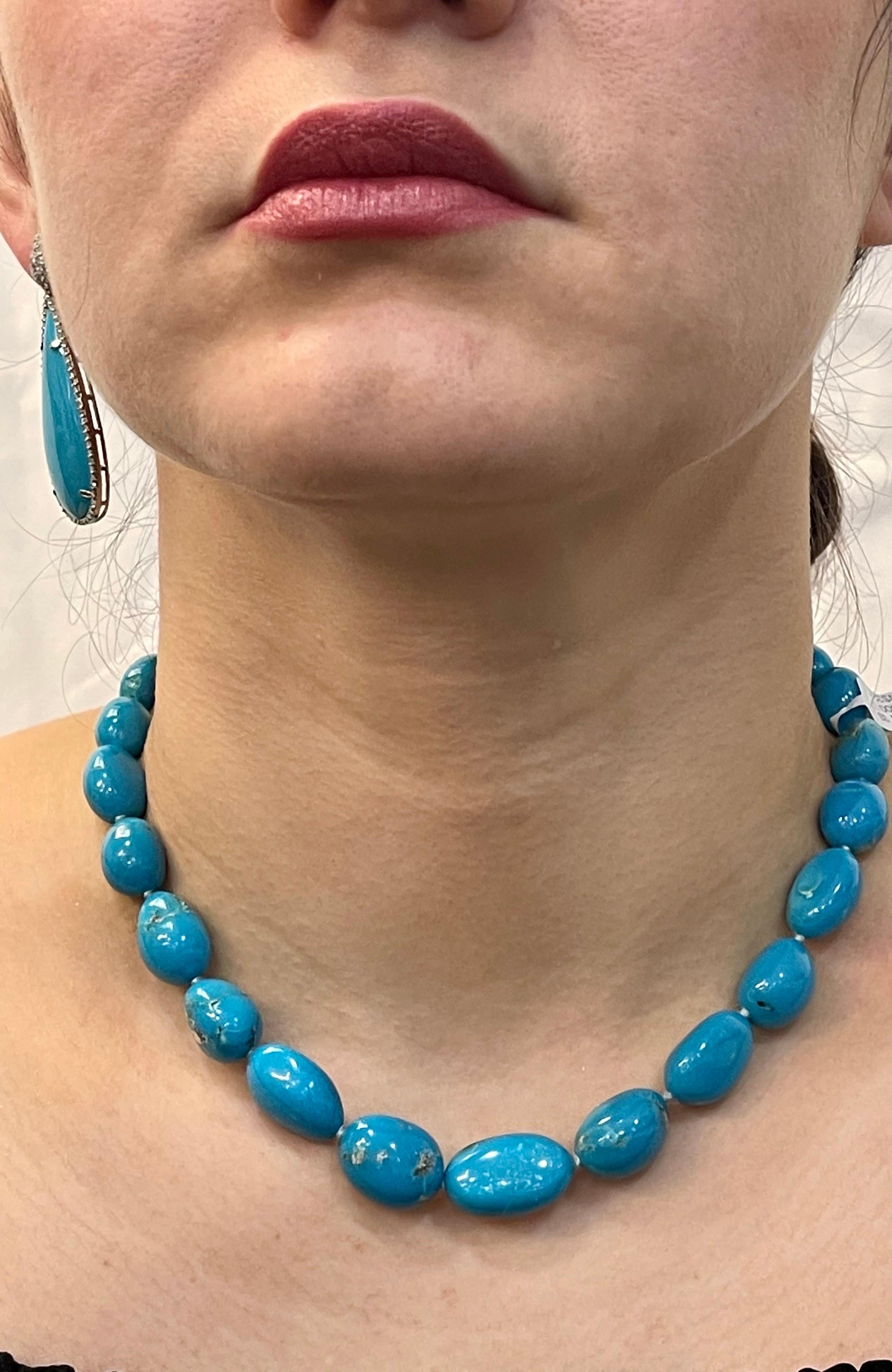 Women's 340 Carat Natural Sleeping Beauty Turquoise Necklace Single-Strand 14 Karat Gold For Sale