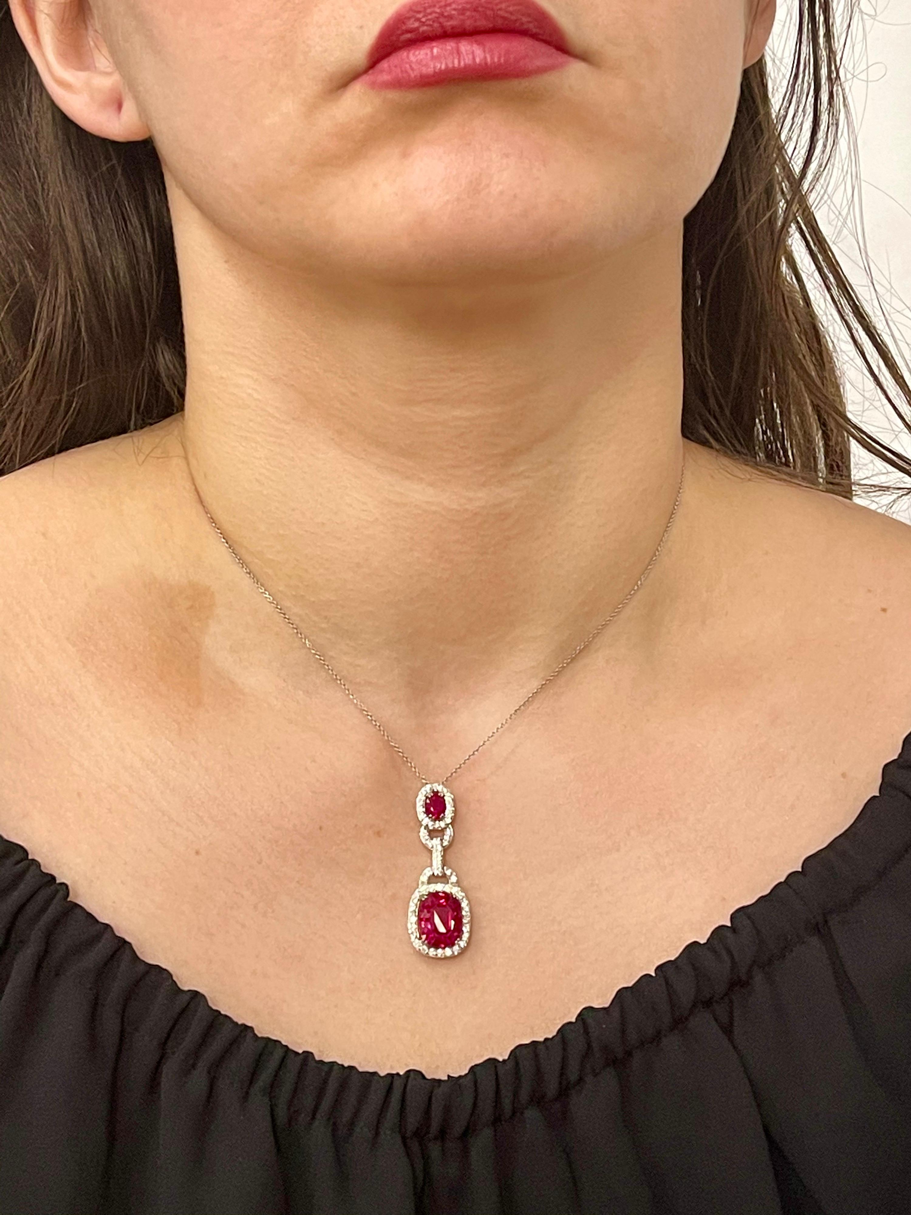 3.5 Carat Natural Burma Ruby and Diamond Pendant or Necklace in 18 Karat Gold For Sale 8