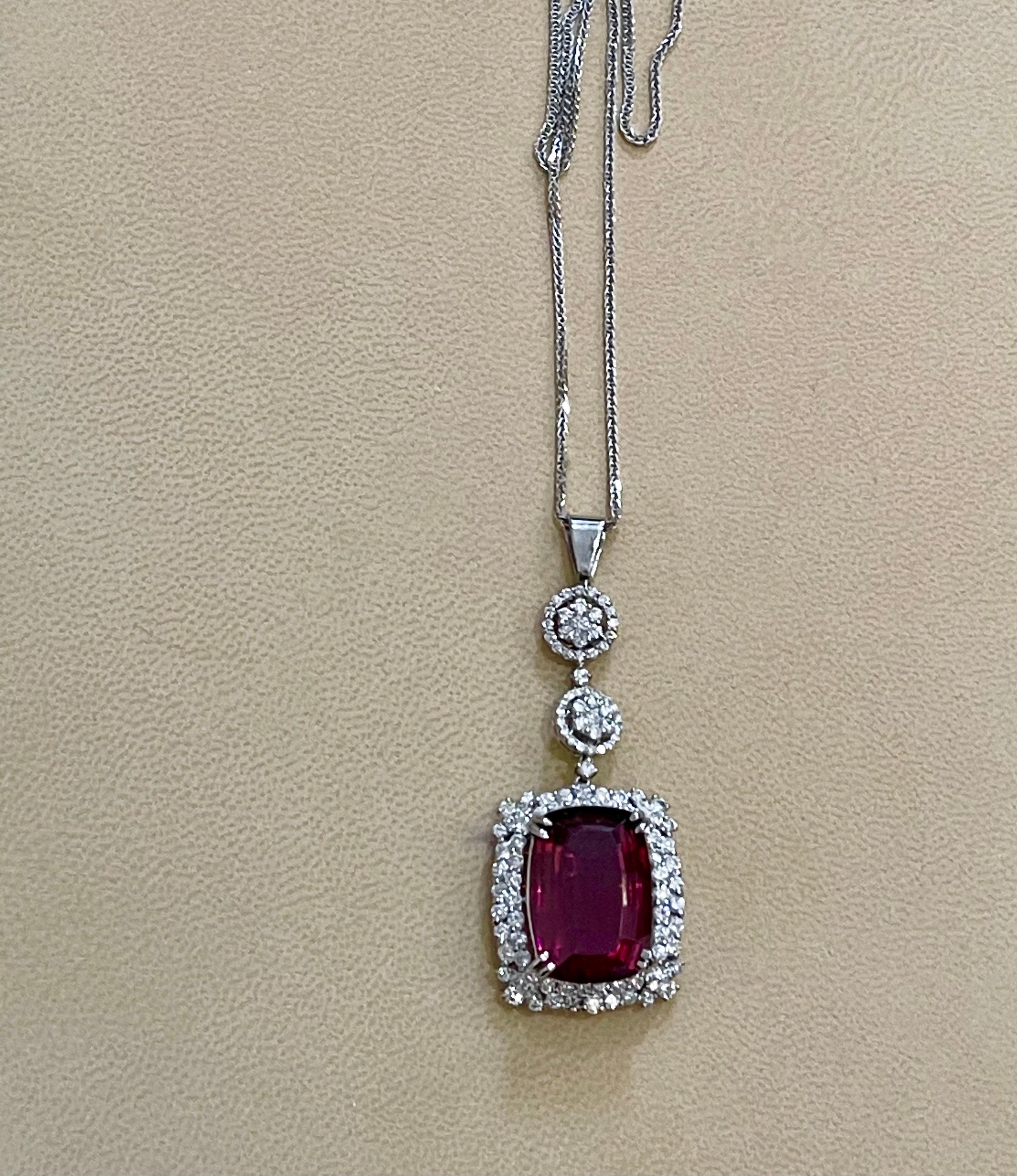 17 Carat Rubelite and 4 Carat Diamond Pendant / Necklace 14 Karat Gold, Estate In Excellent Condition For Sale In New York, NY