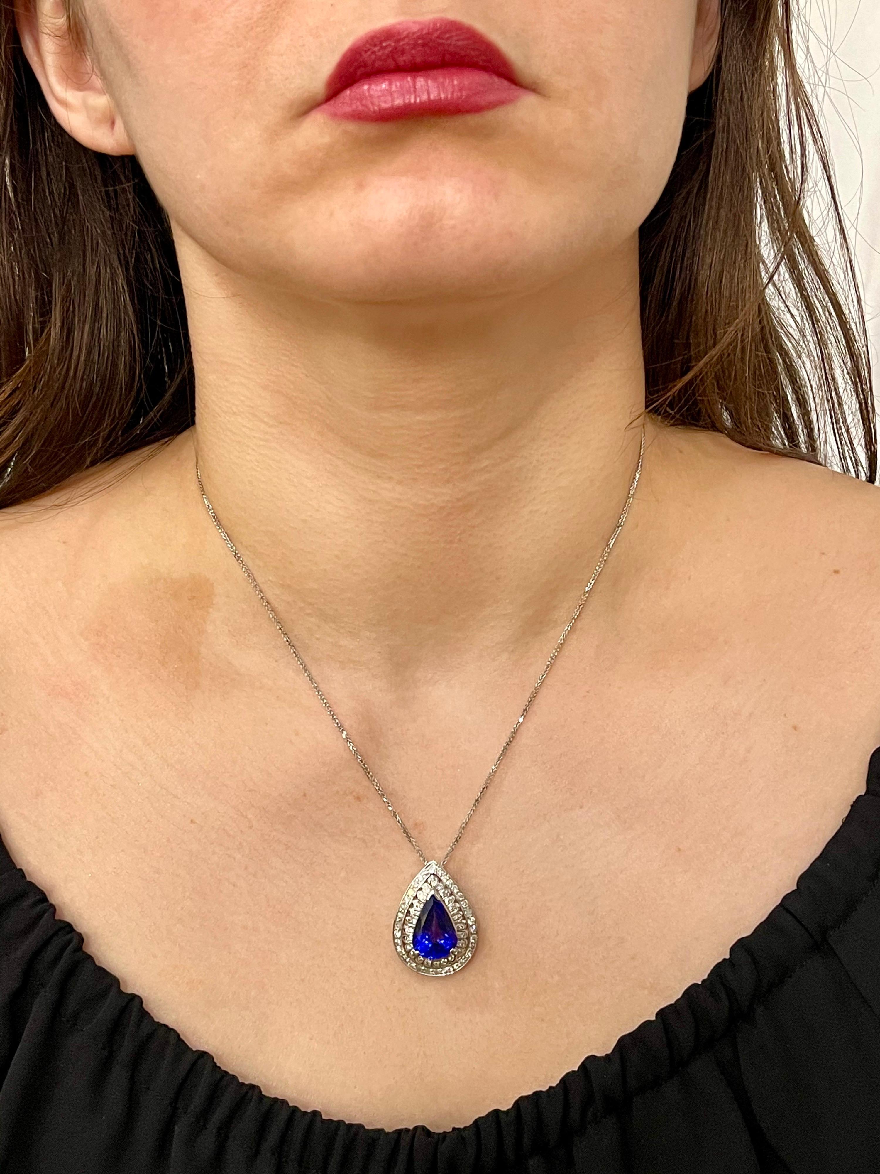 7 Carat AAA Tanzanite and Diamond Pendant/ Necklace 18 Karat White Gold 4