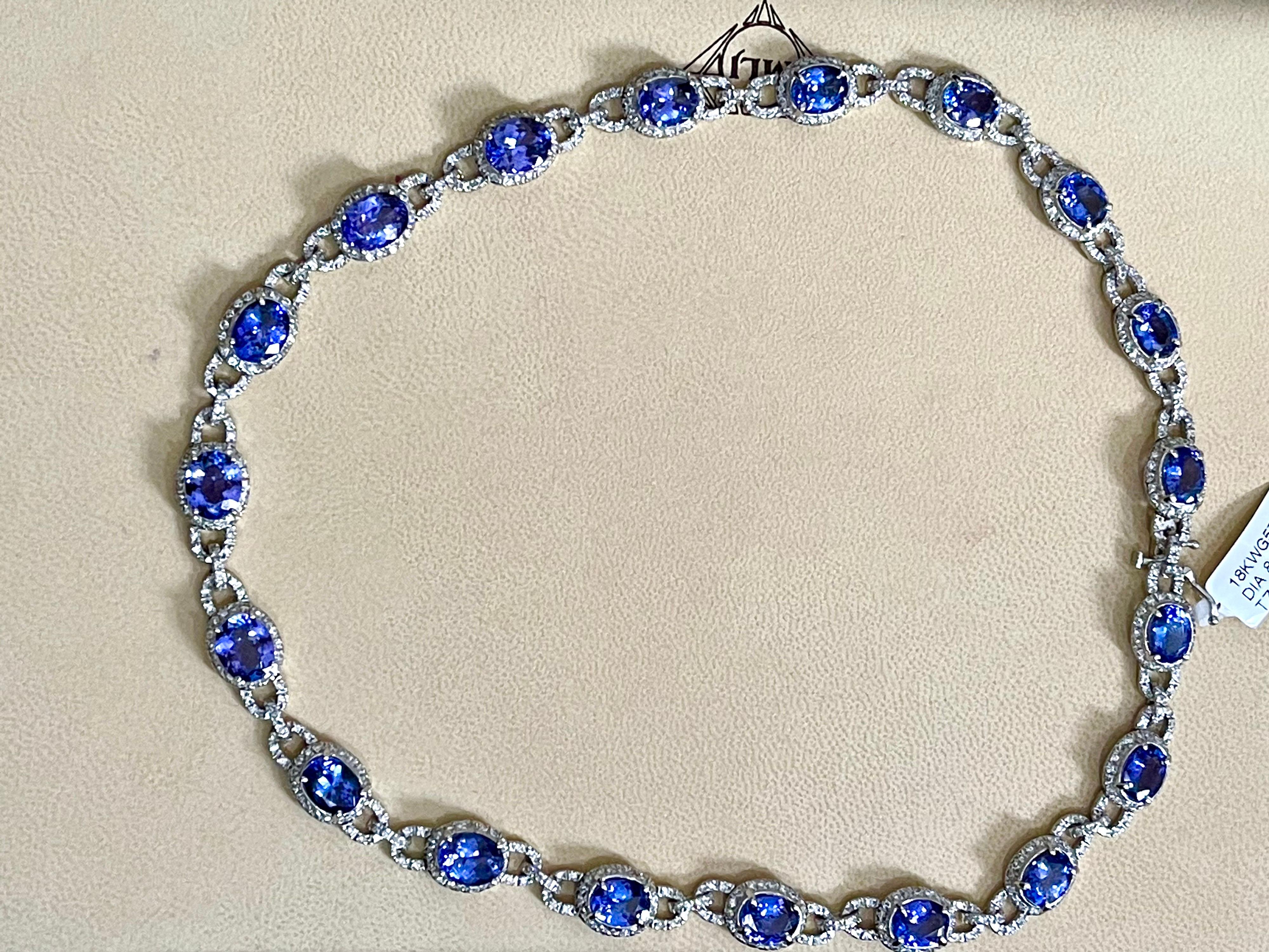 47 Carat Oval Tanzanite and 8 Carat Diamonds Necklace 18 Karat White Gold Estate For Sale 2