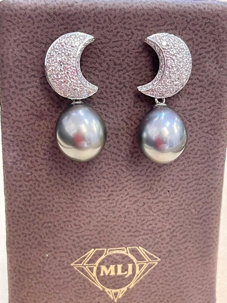 Grey Black Tahitian Cocktail Dangling Earrings with Diamonds 18 Karat White Gold For Sale 5