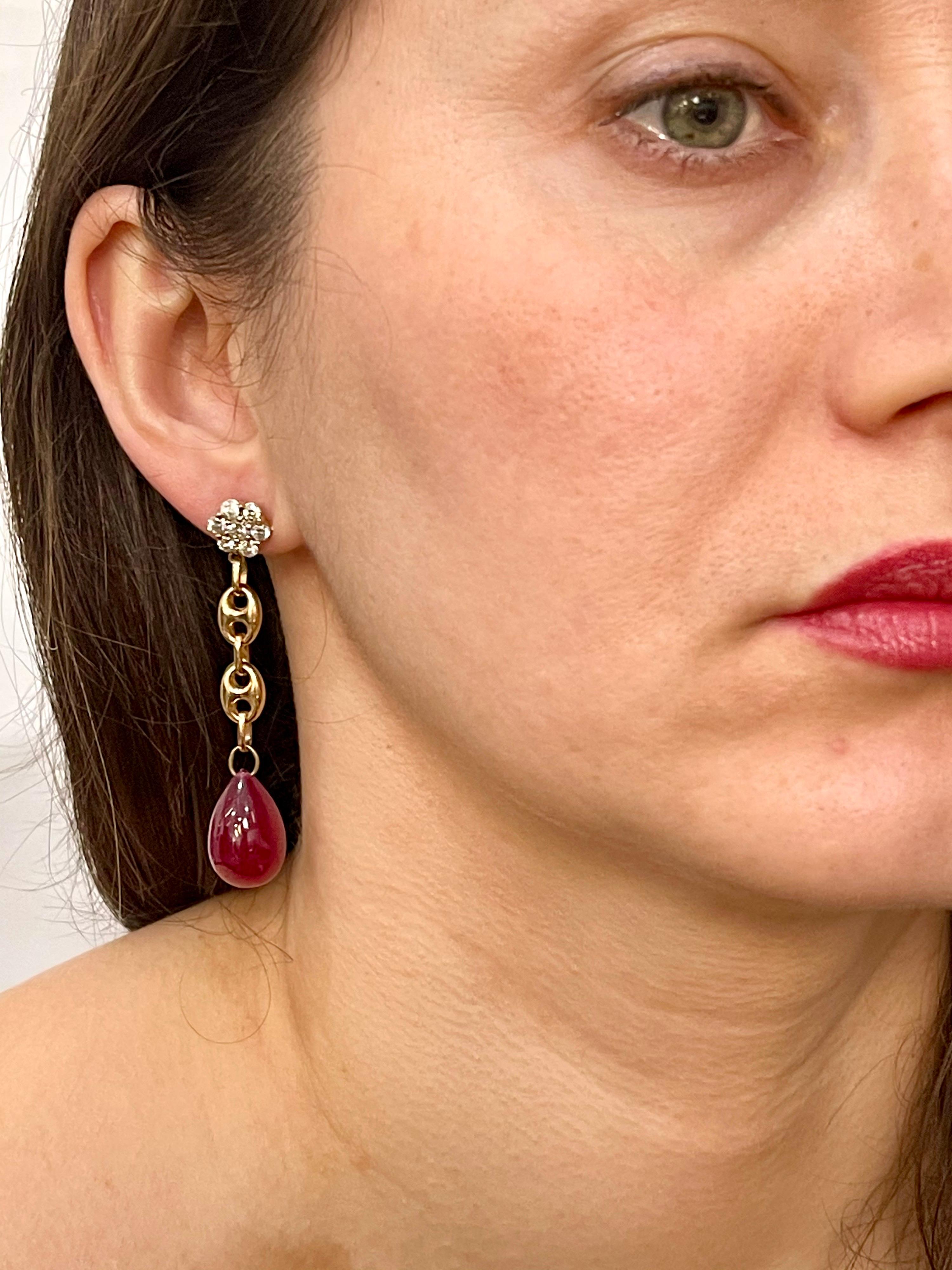45 Carat Ruby Drop and Diamond Hanging/Chandelier Earrings 14 Karat Yellow Gold For Sale 8