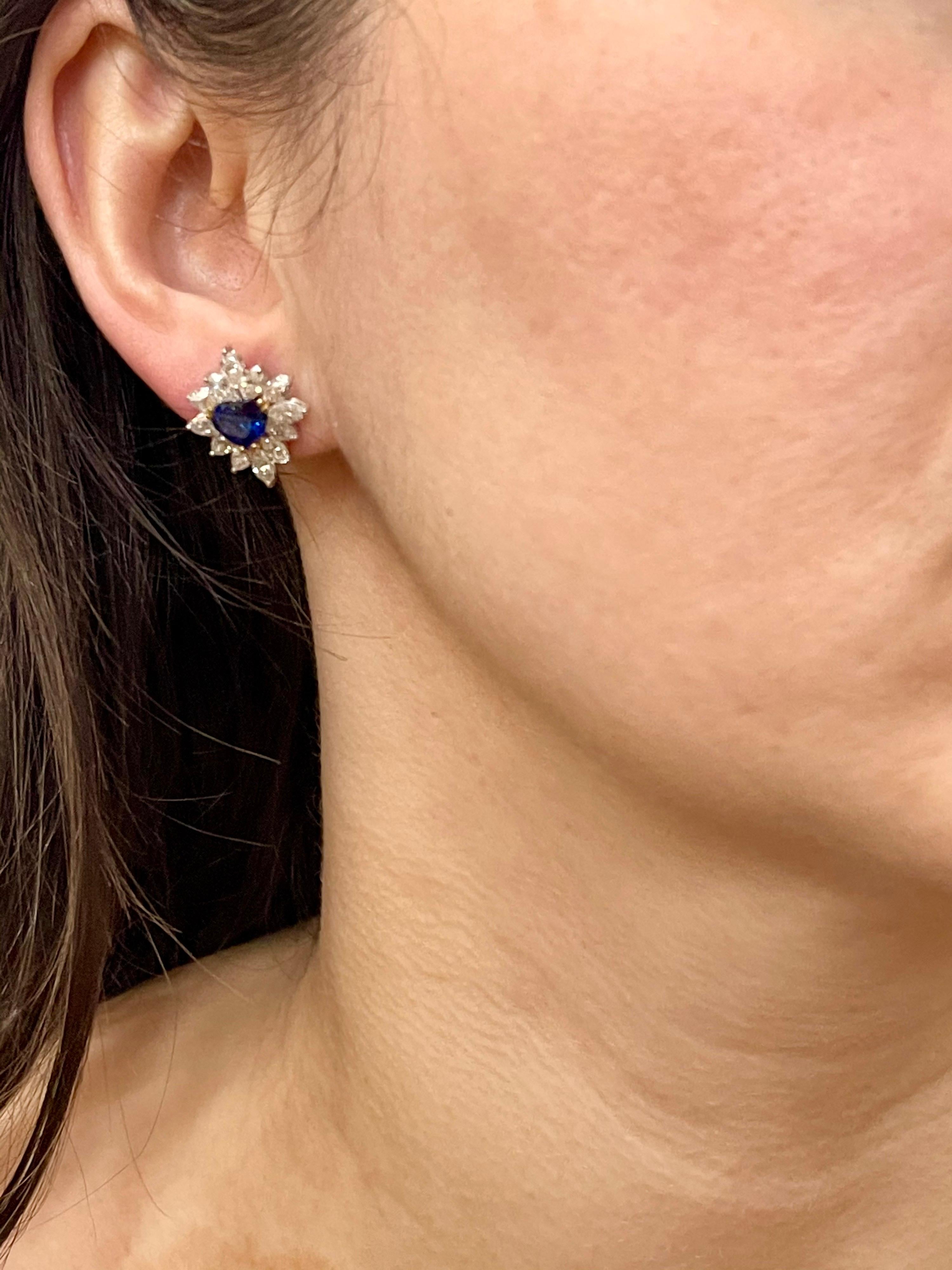 Women's GIA Certified Ceylon Heart Shape Sapphire & 3.5 Carat Diamond Stud Earring 18KG For Sale