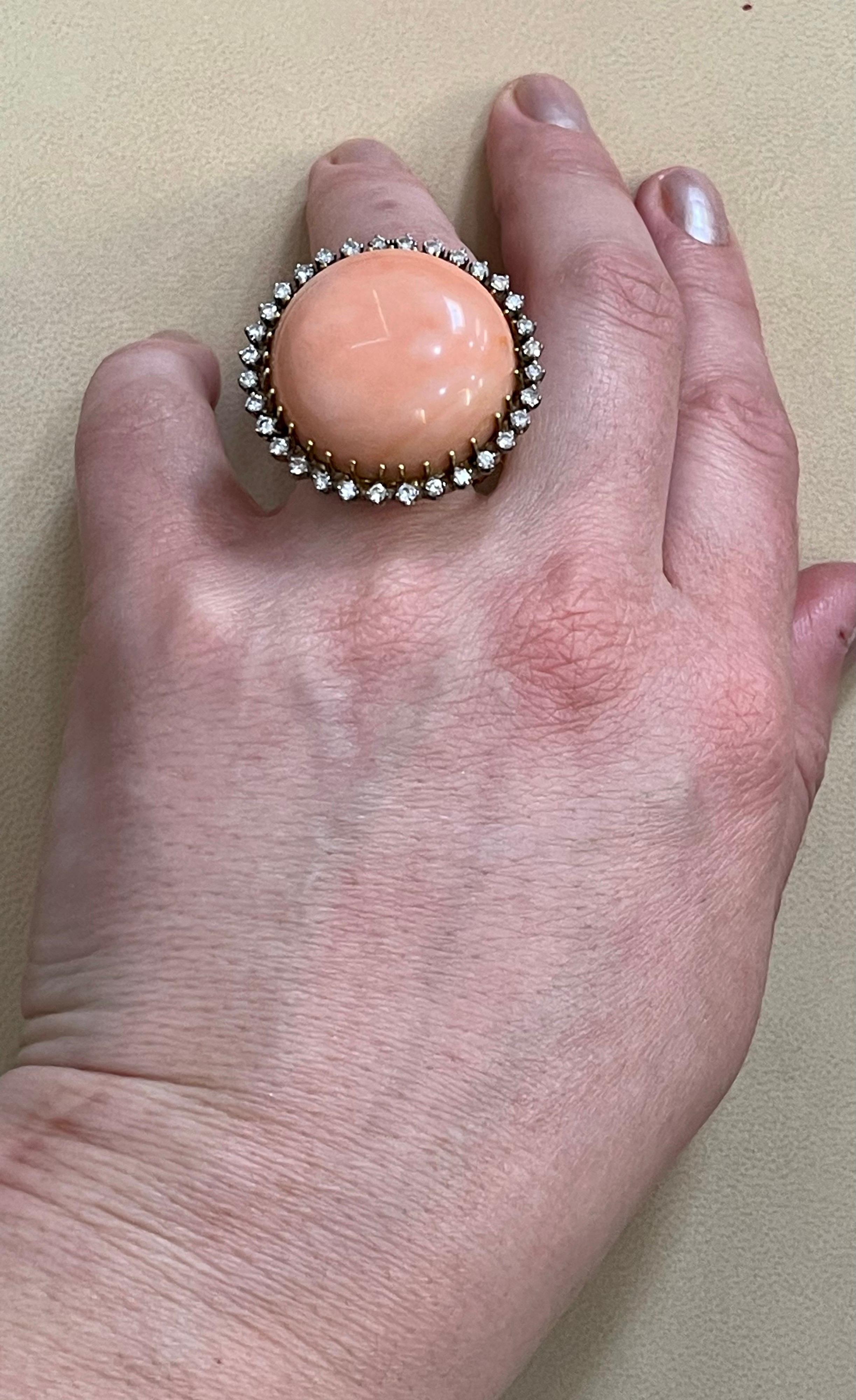 125 Carat Natural Pink Round Coral and Diamond Cocktail Ring 18 Karat Gold For Sale 8