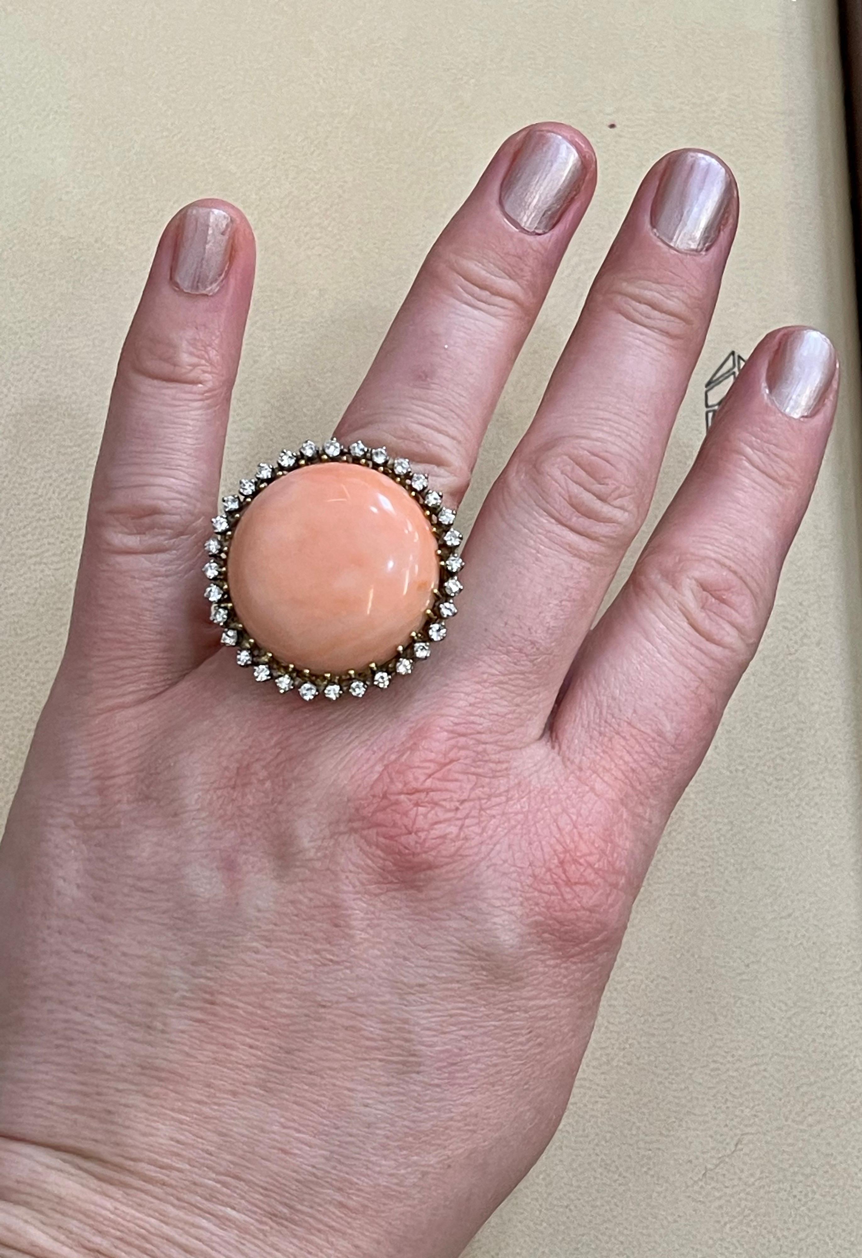 125 Carat Natural Pink Round Coral and Diamond Cocktail Ring 18 Karat Gold For Sale 10
