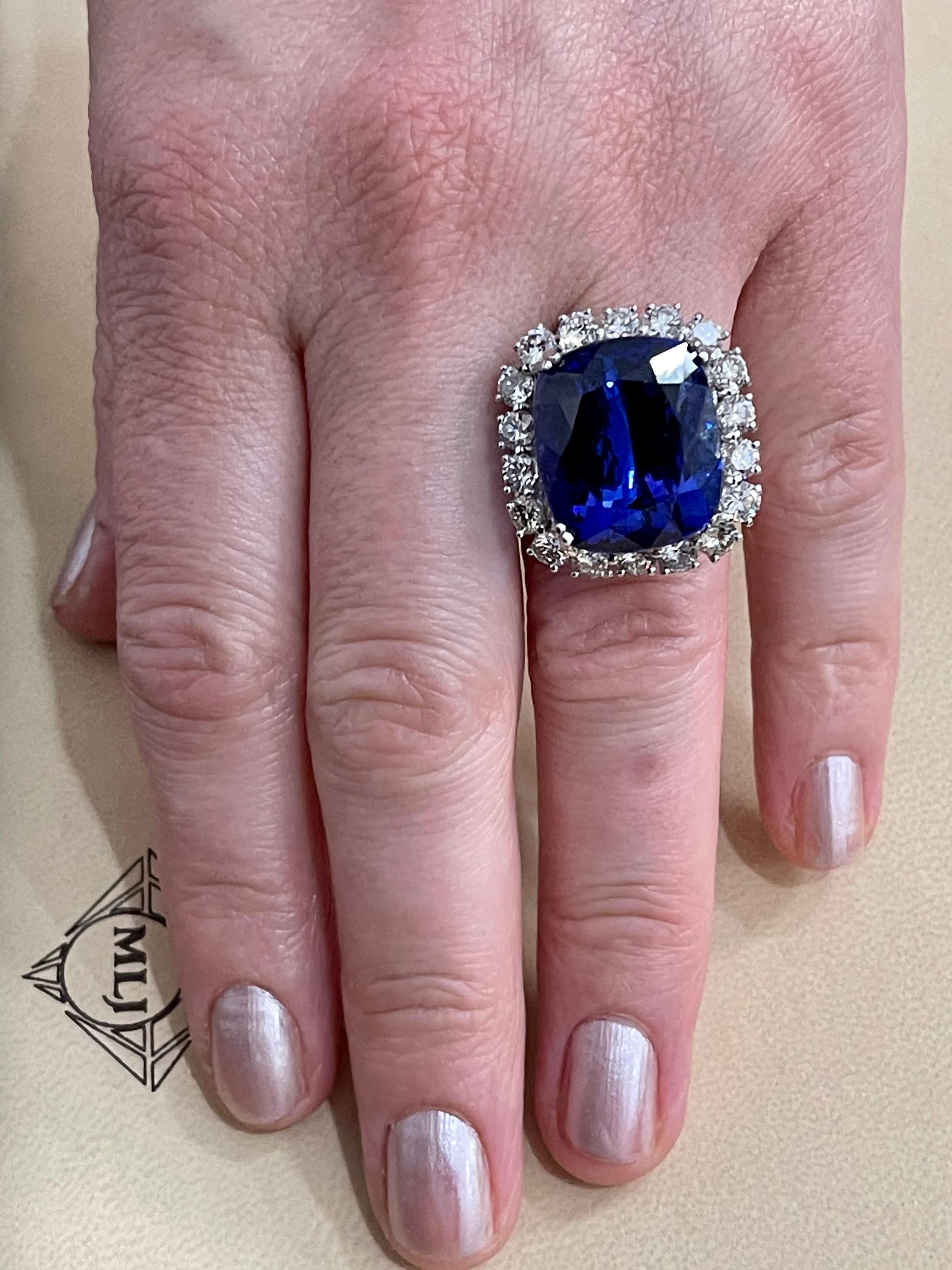 26+ Carat Cushion-Cut Tanzanite Ring with 4 Carat Diamonds, 18 Karat White Gold 5