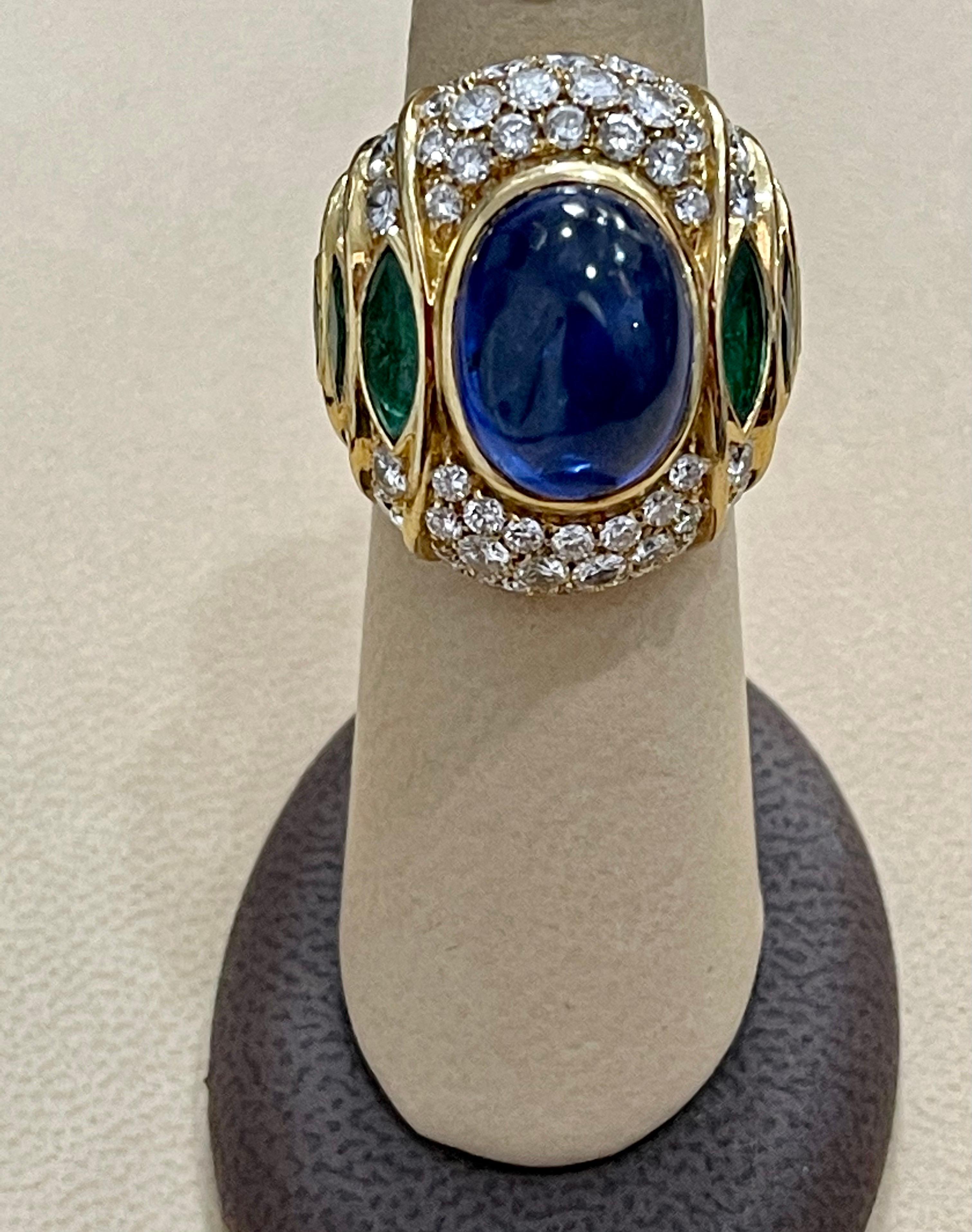 18 Carat Blue Sapphire Cabochon and Diamond 18 Karat Gold Ring For Sale 1