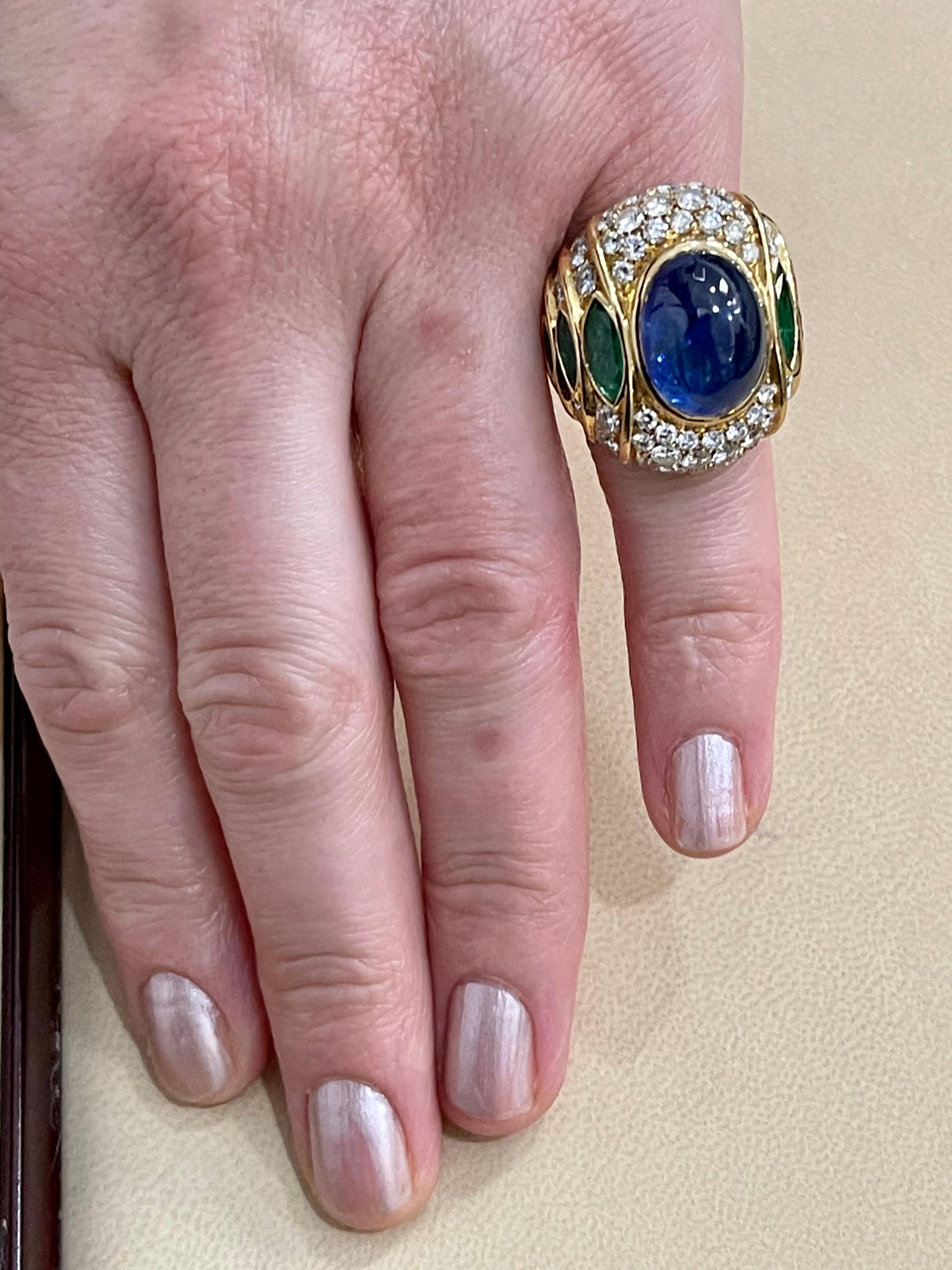 18 Carat Blue Sapphire Cabochon and Diamond 18 Karat Gold Ring For Sale 5