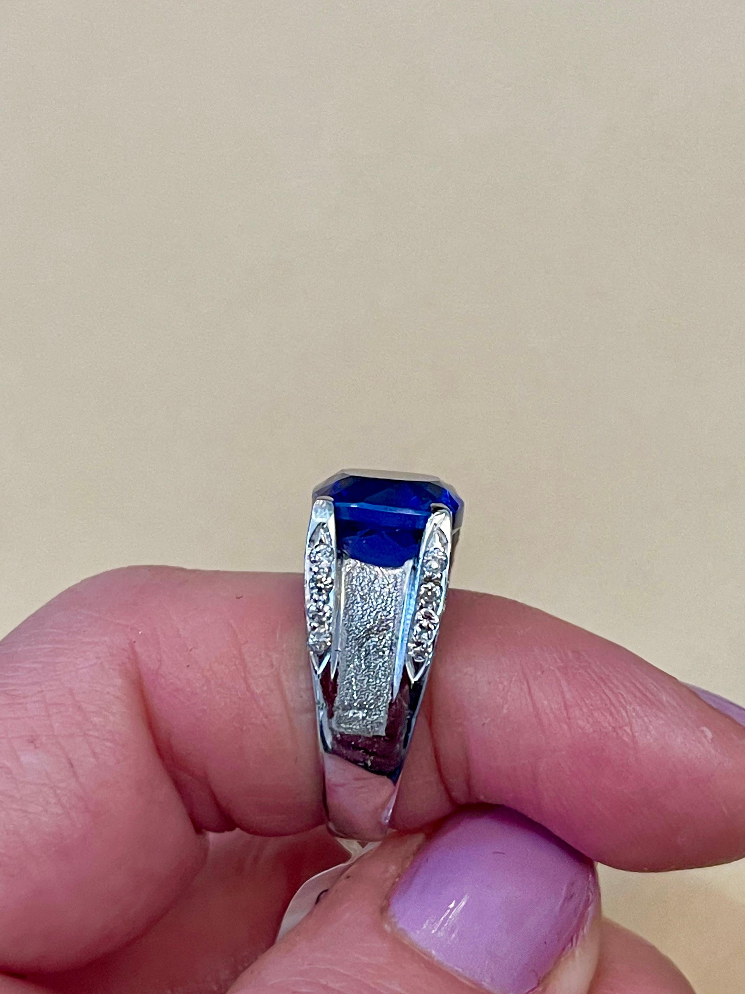 9 Carat Cushion-Cut Tanzanite Ring and Diamonds, 18 Karat White Gold, Estate In Excellent Condition In New York, NY