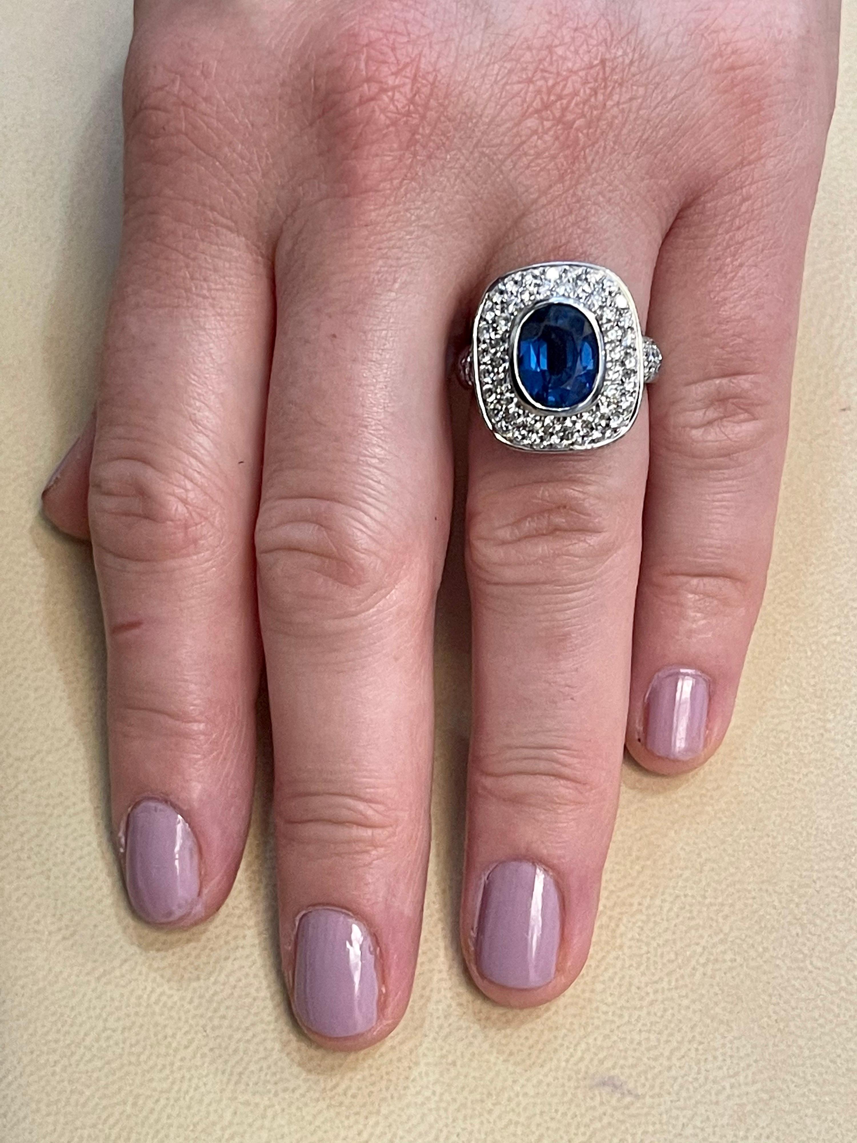 Ceylon Blue Sapphire and Diamond 18 Karat White Gold Cocktail Ring For Sale 12