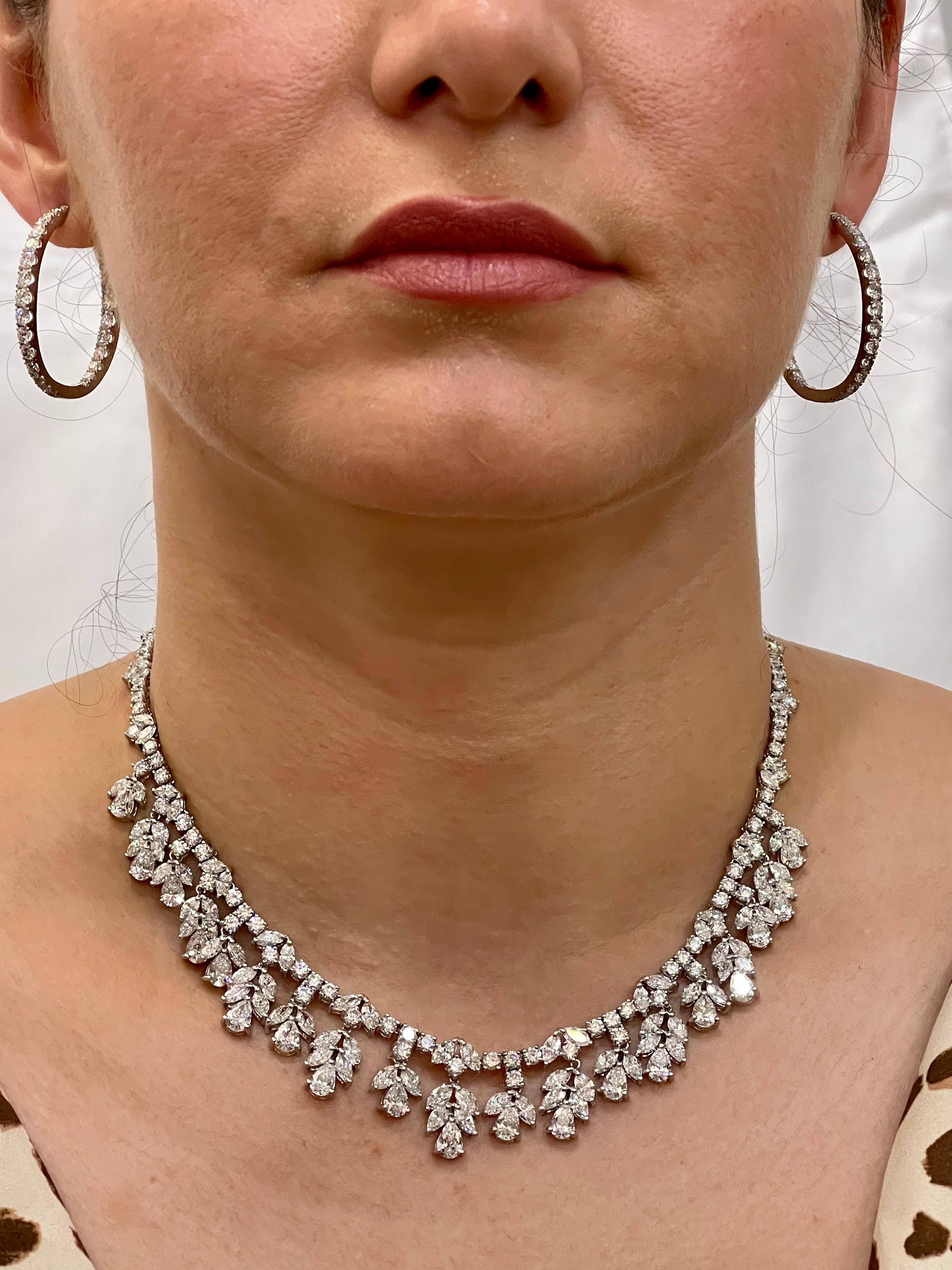 45 Carat VS, E Pear Marquise and Round Diamond Necklace in Platinum, Bridal 4