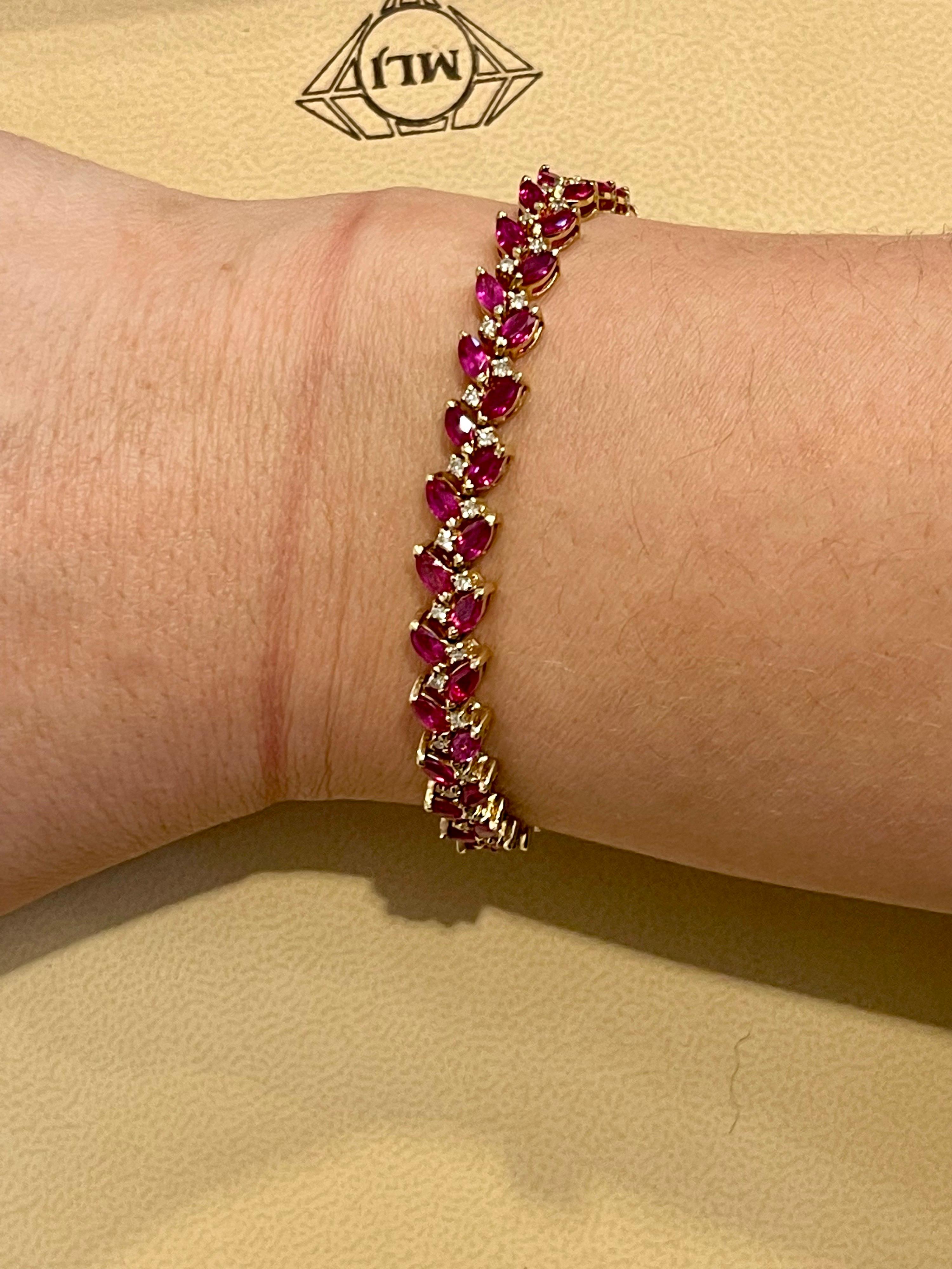 12 Carat Natural Marquise Ruby and Diamond Tennis Bracelet 14 Karat Yellow Gold For Sale 2